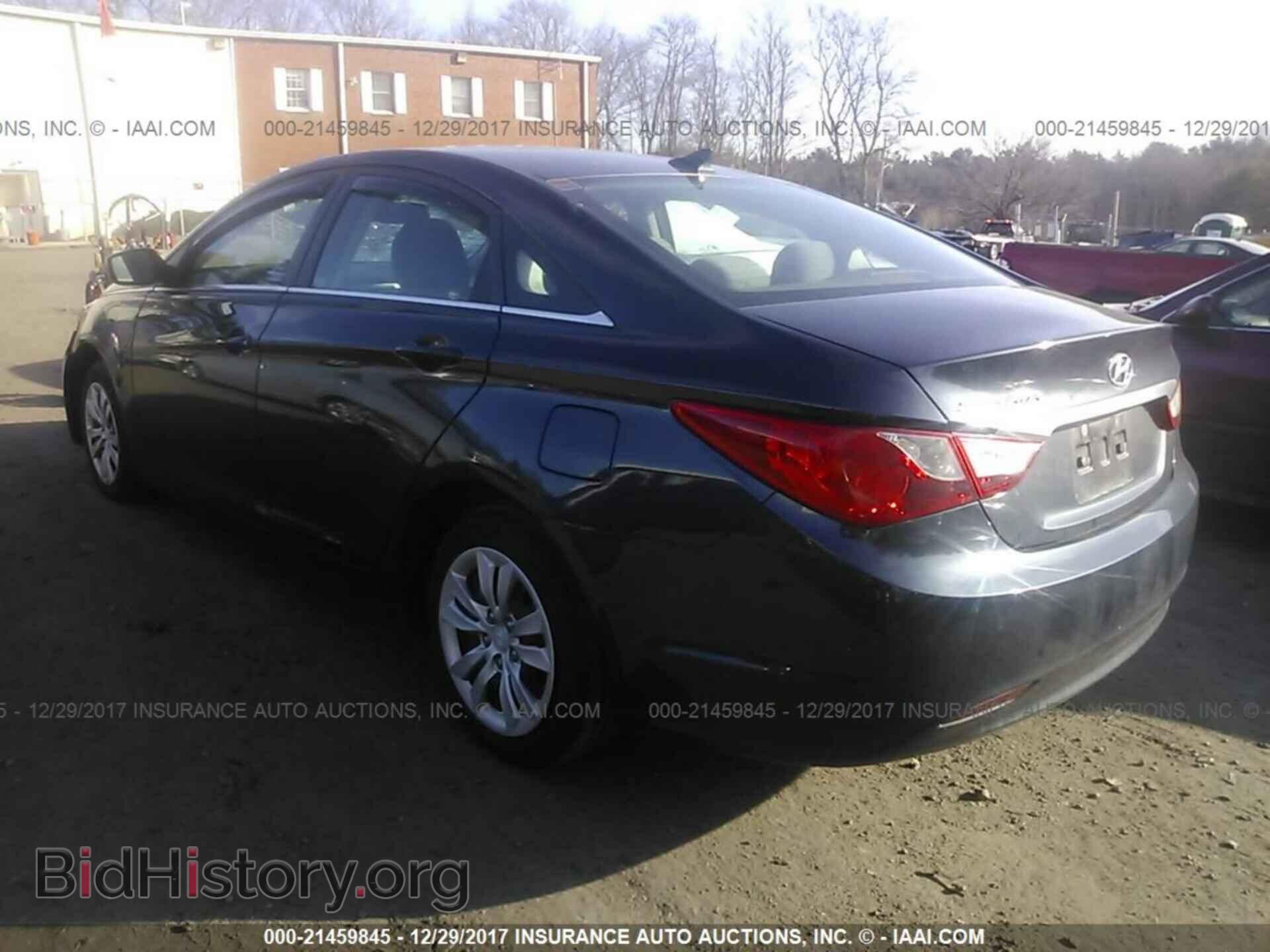 2012 Hyundai Sonata - VIN: 5NPEB4AC0CH469631 - Фото 3