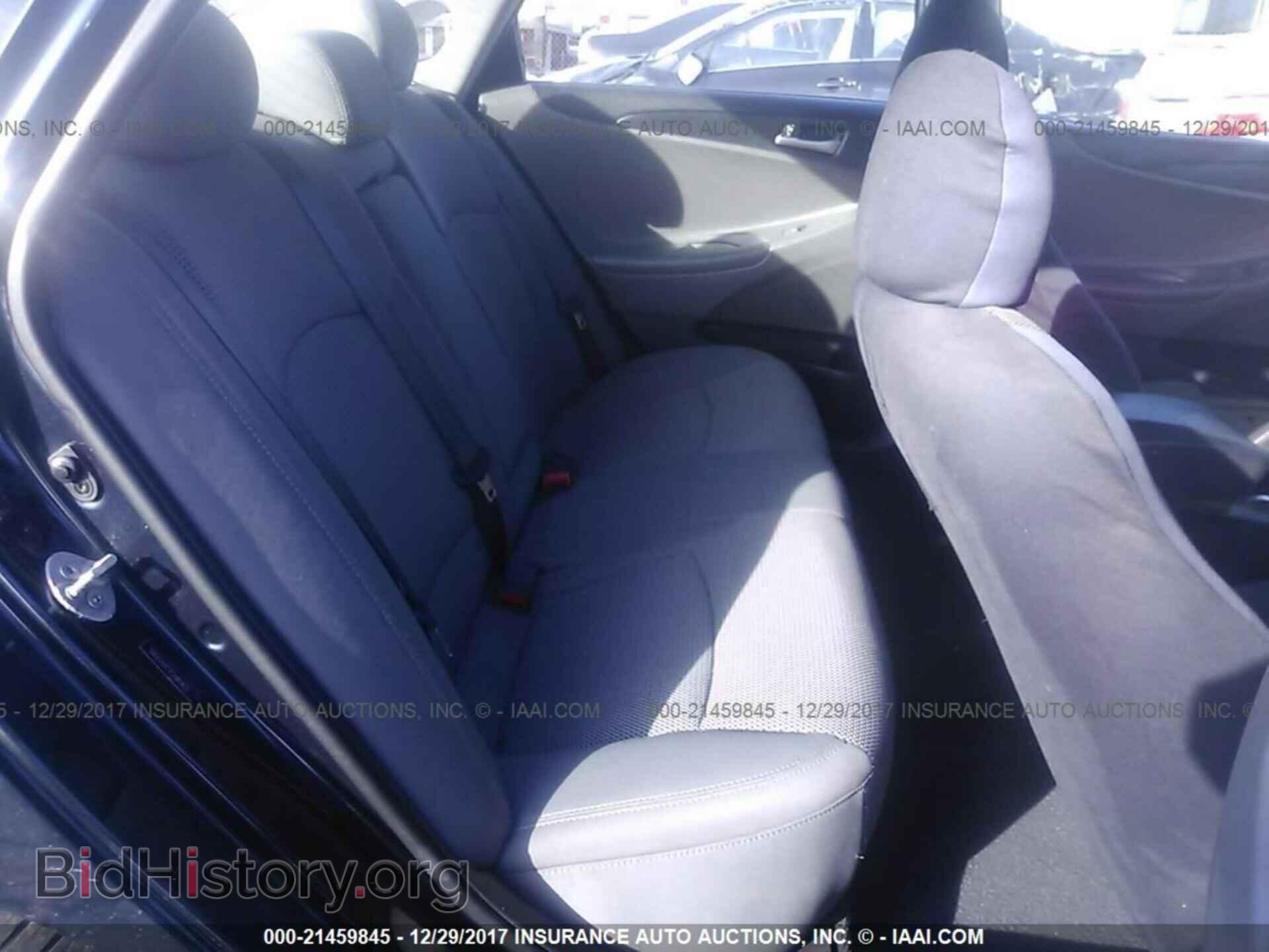 2012 Hyundai Sonata - VIN: 5NPEB4AC0CH469631 - Фото 8
