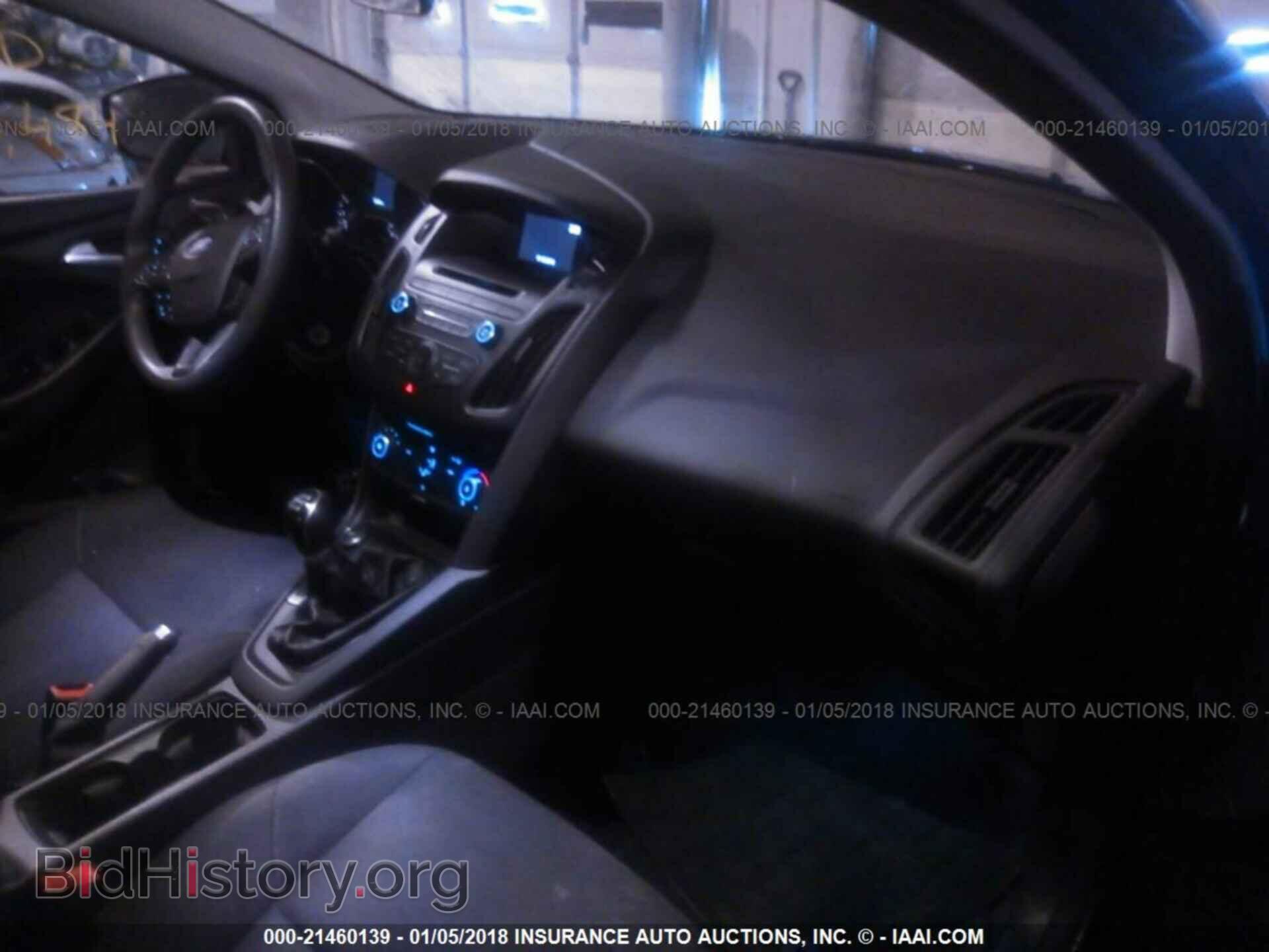 2015 Ford Focus - VIN: 1FADP3F22FL219935 - Photo 5