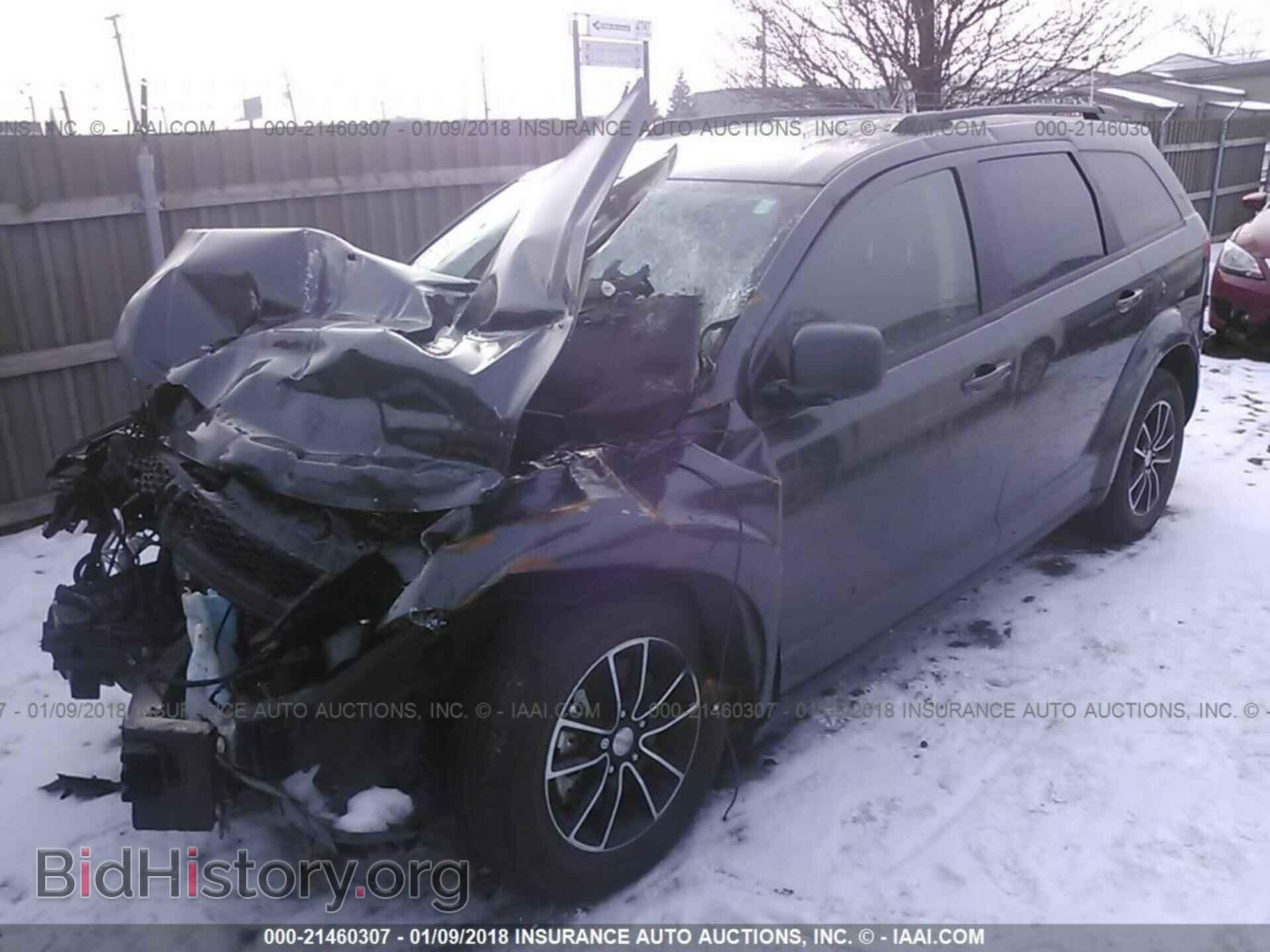 2017 Dodge Journey - VIN: 3C4PDCAB2HT582038 - Photo 2