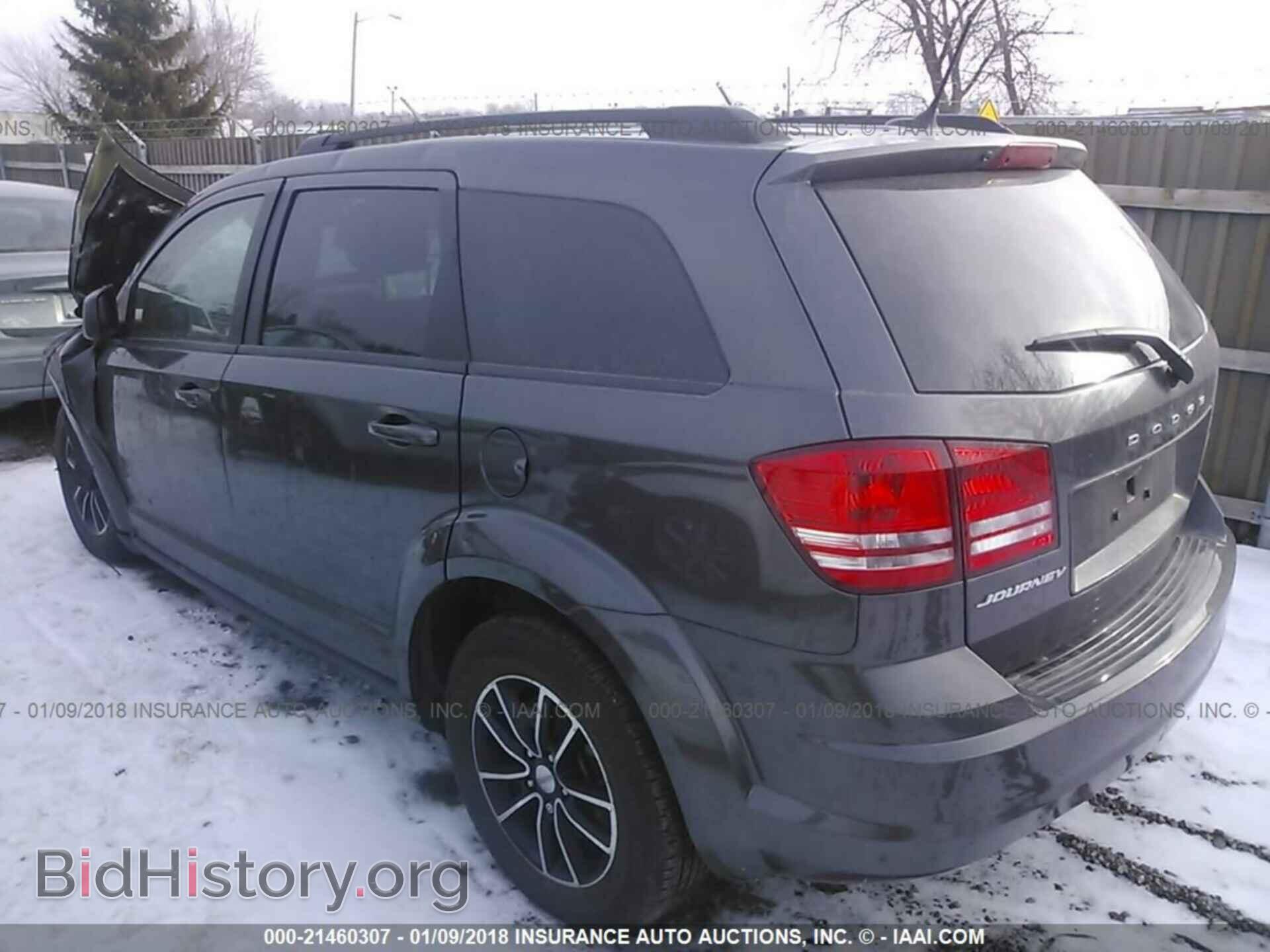2017 Dodge Journey - VIN: 3C4PDCAB2HT582038 - Photo 3