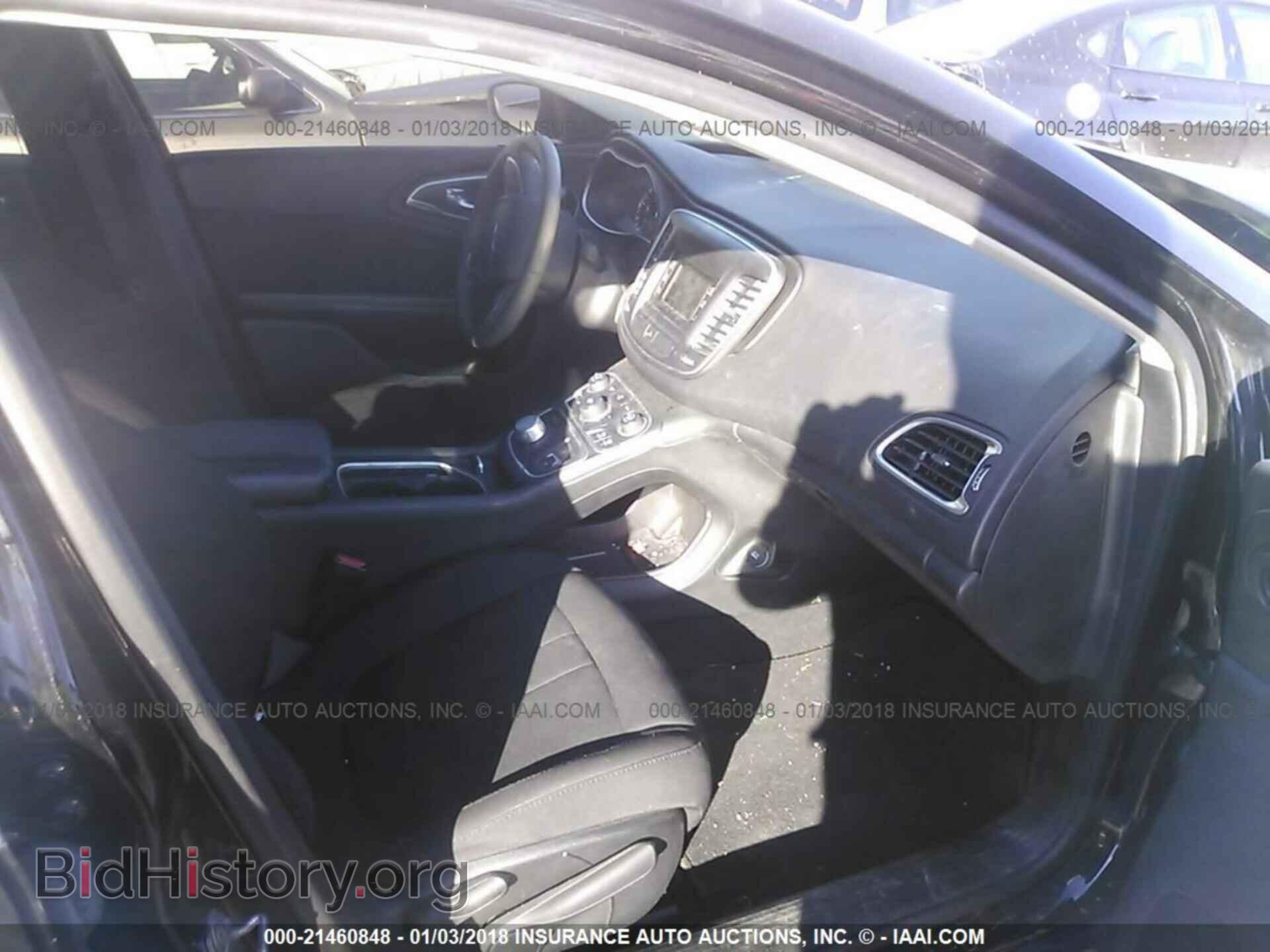 2015 Chrysler 200 - VIN: 1C3CCCAB8FN578255 - Photo 5