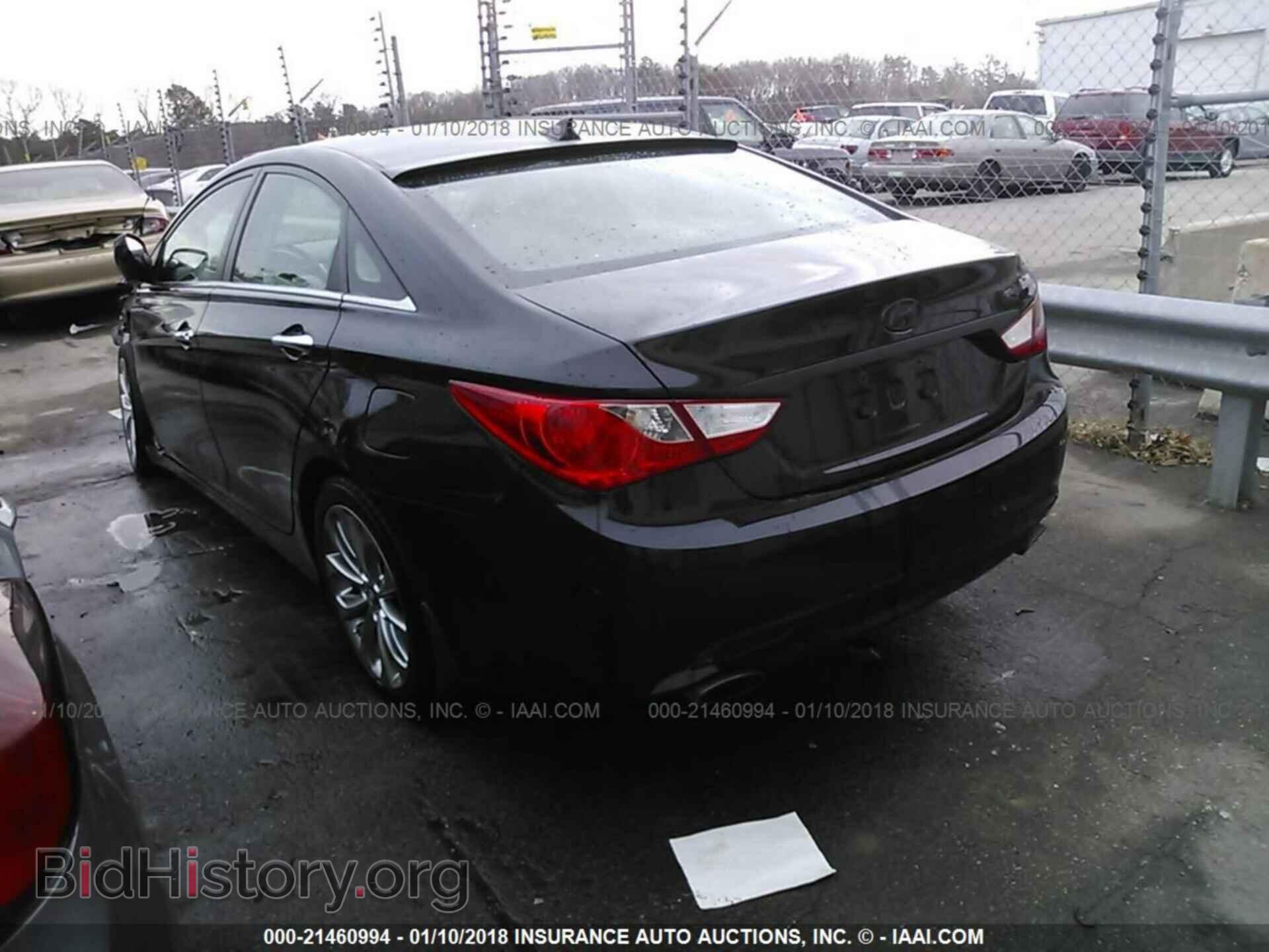 2012 Hyundai Sonata - VIN: 5NPEC4AC5CH475194 - Photo 3
