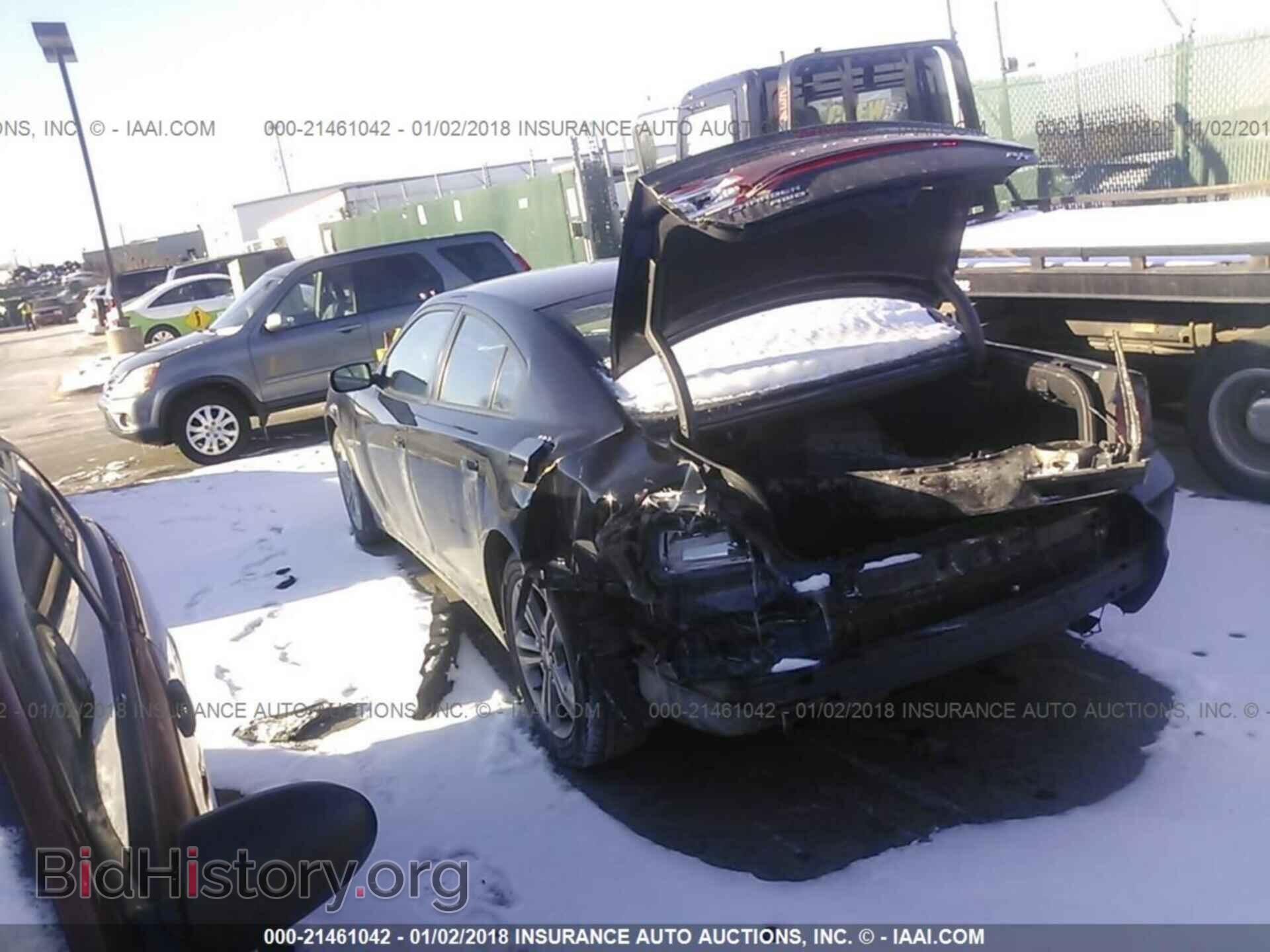 2012 Dodge Charger - VIN: 2C3CDXDT2CH143213 - Photo 3