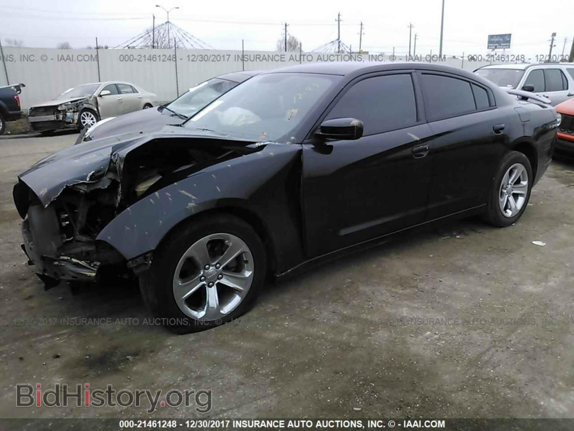2012 Dodge Charger - VIN: 2C3CDXHG4CH304562 - Фото 2