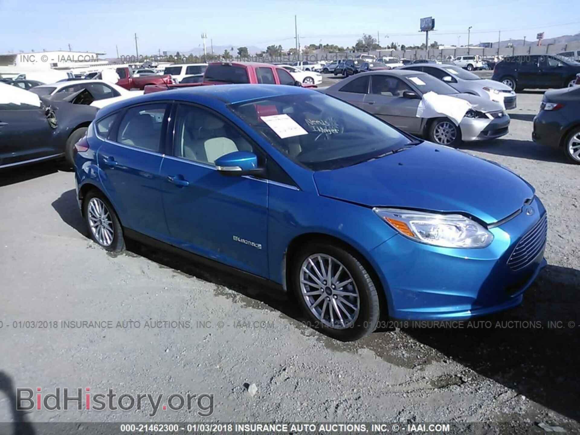 Фотография 1FAHP3R47CL471075 - Ford Focus 2012