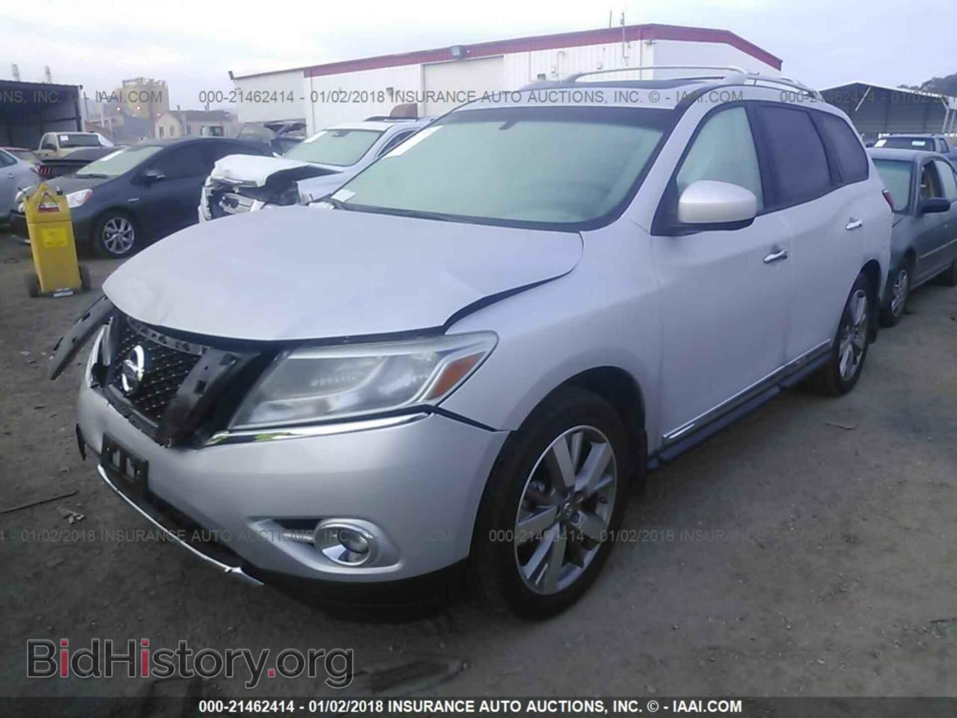 2013 Nissan Pathfinder - VIN: 5N1AR2MN7DC648043 - Фото 2