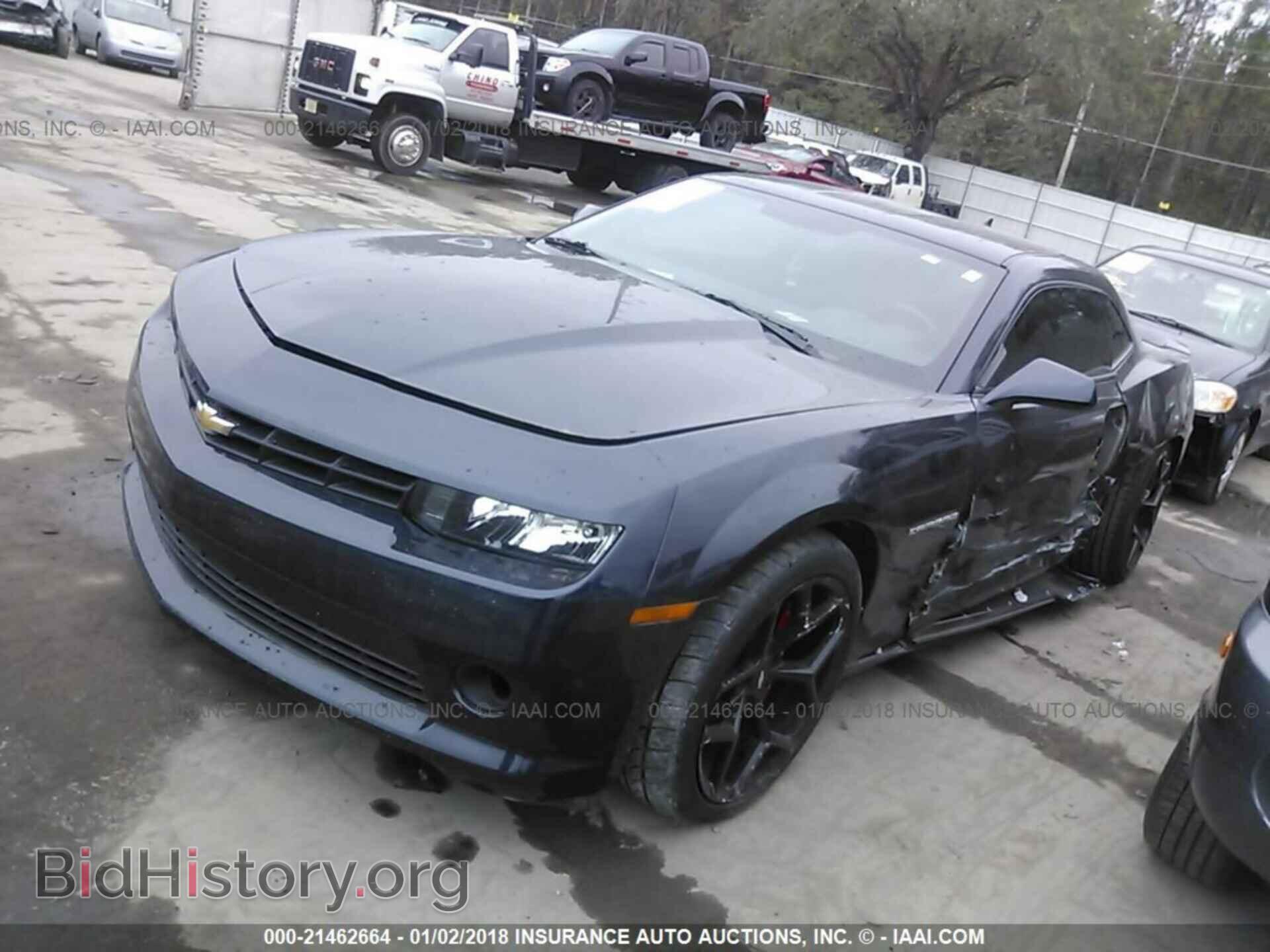 2014 Chevrolet Camaro - VIN: 2G1FB1E34E9240610 - Фото 2