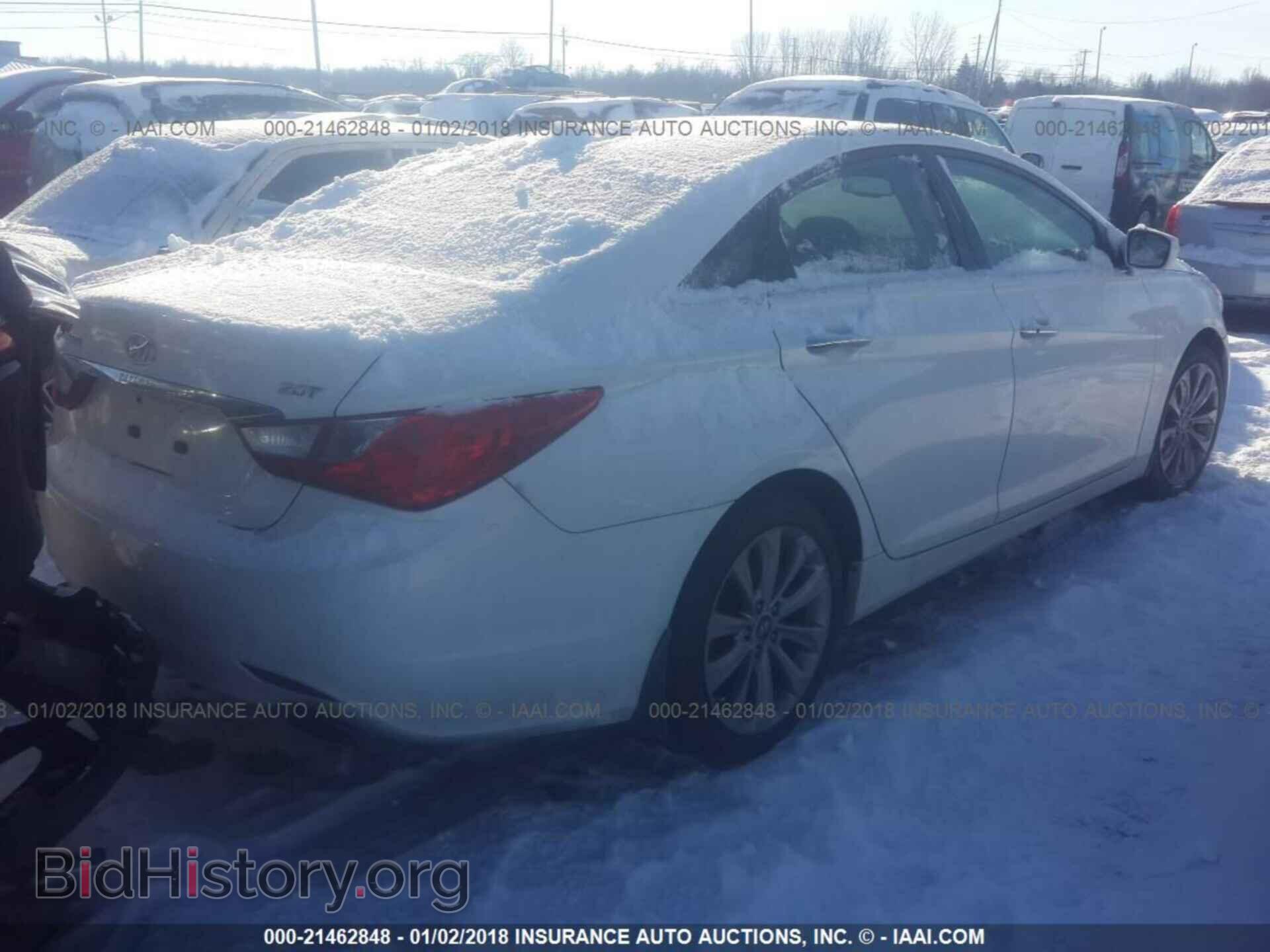 2012 Hyundai Sonata - VIN: 5NPEC4AB7CH401802 - Photo 4