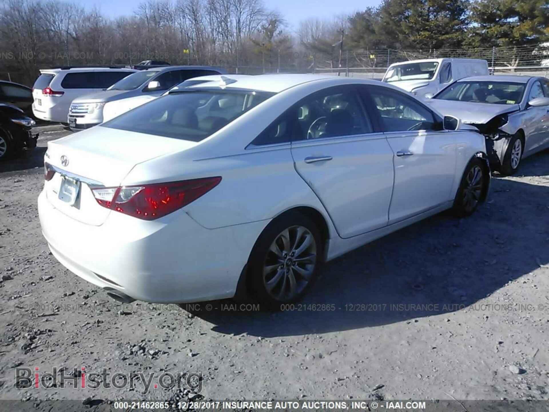 2012 Hyundai Sonata - VIN: 5NPEC4ACXCH381781 - Фото 4