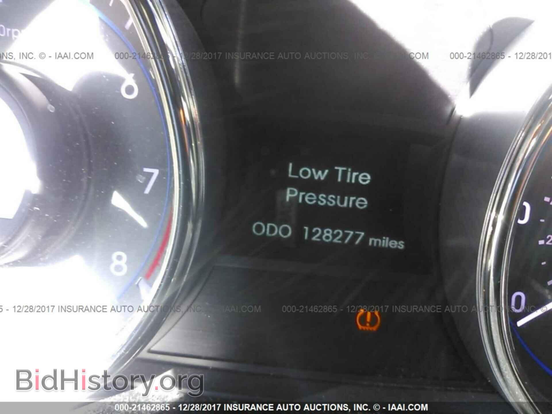 2012 Hyundai Sonata - VIN: 5NPEC4ACXCH381781 - Фото 7