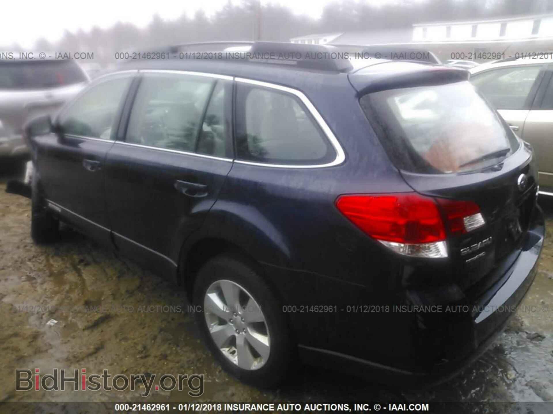 2012 Subaru Outback - VIN: 4S4BRBAC9C3295701 - Photo 3