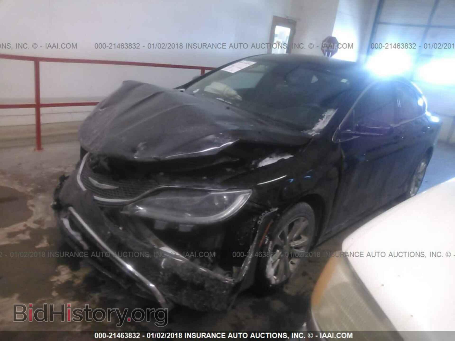 2015 Chrysler 200 - VIN: 1C3CCCAB3FN664301 - Фото 2
