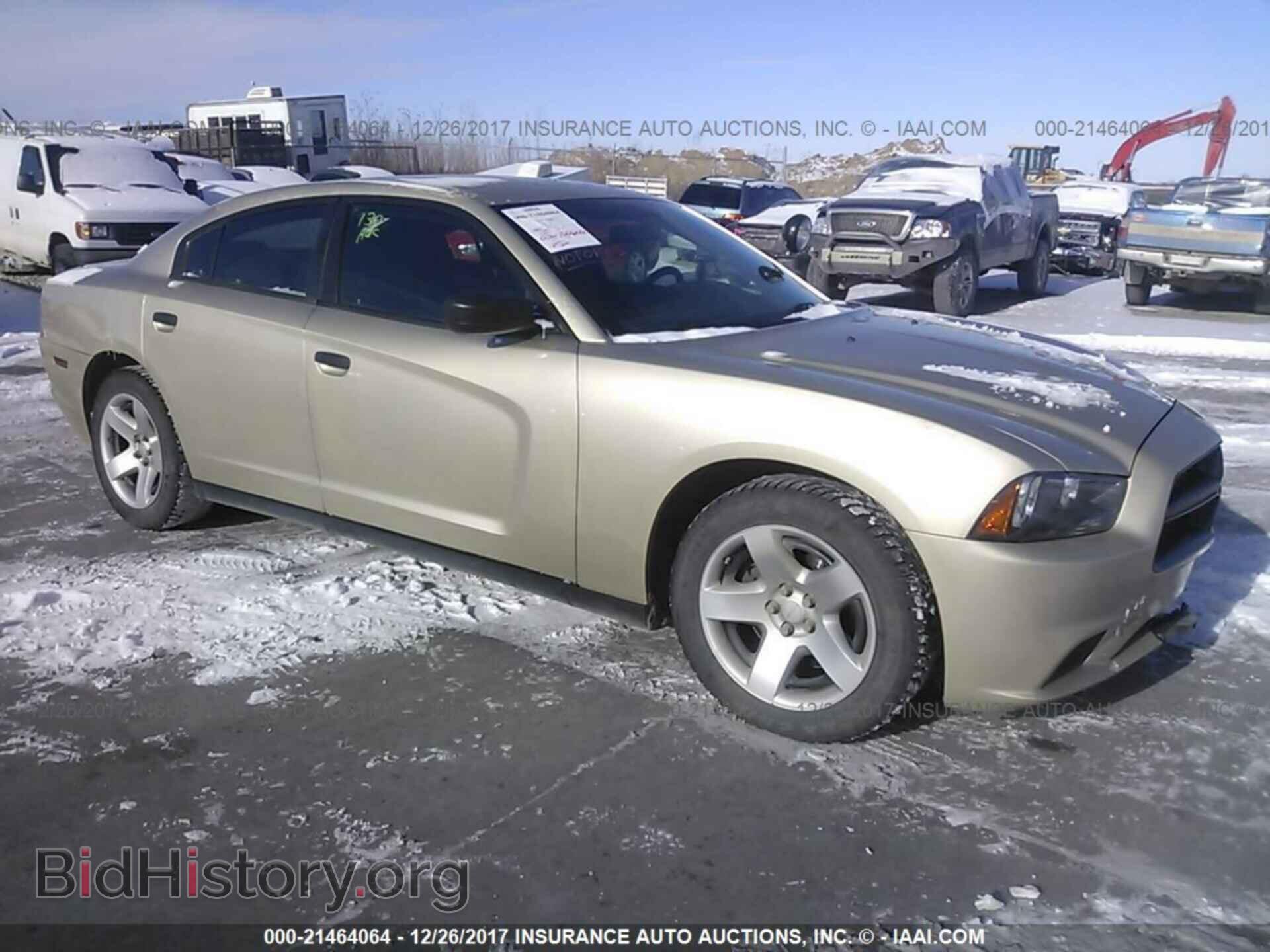 Фотография 2C3CDXAT4DH692952 - Dodge Charger 2013