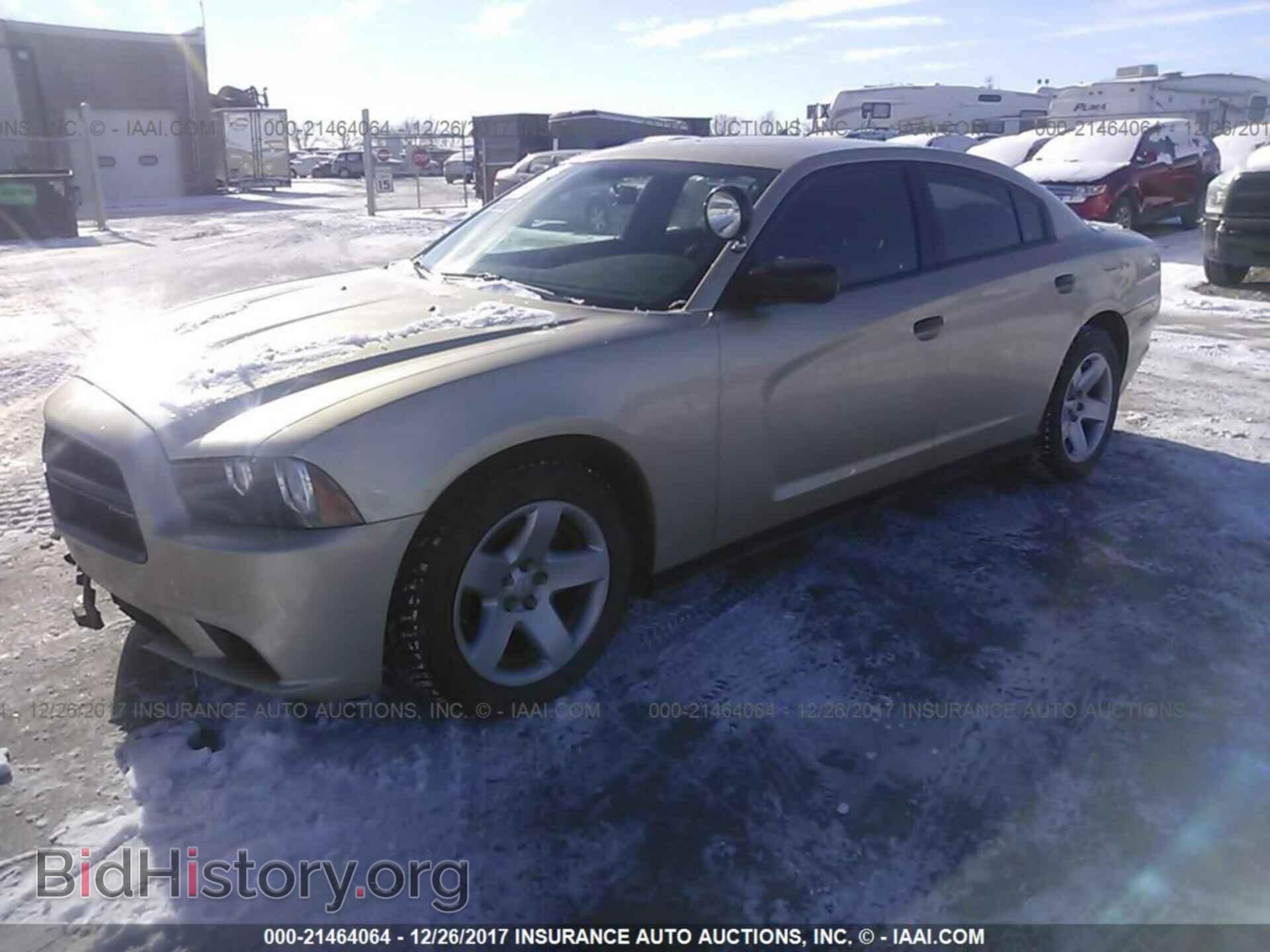 2013 Dodge Charger - VIN: 2C3CDXAT4DH692952 - Фото 2