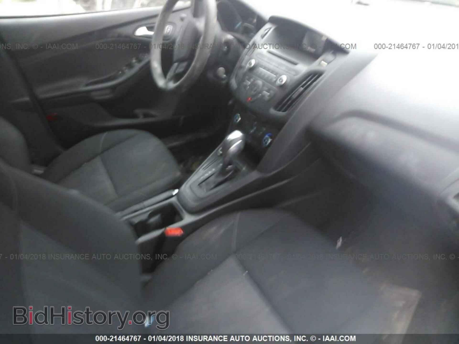 2015 Ford Focus - VIN: 1FADP3F29FL327338 - Photo 5