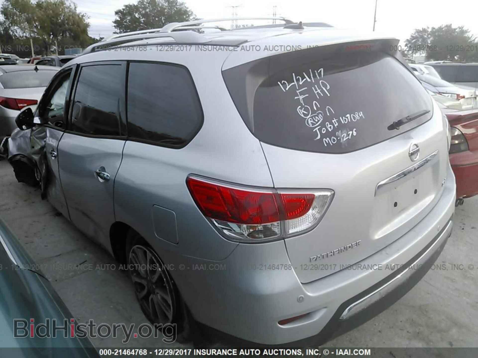 2015 Nissan Pathfinder - VIN: 5N1AR2MN2FC644002 - Фото 3
