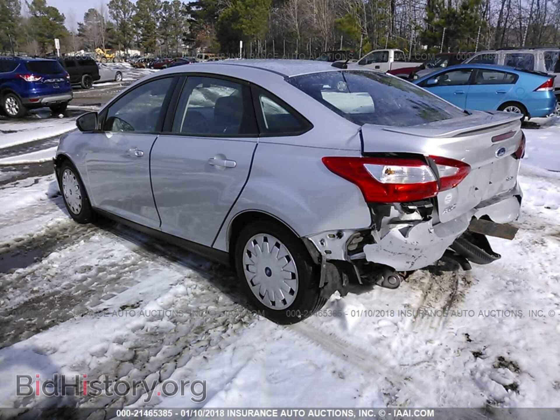 2012 Ford Focus - VIN: 1FAHP3F20CL260027 - Photo 3