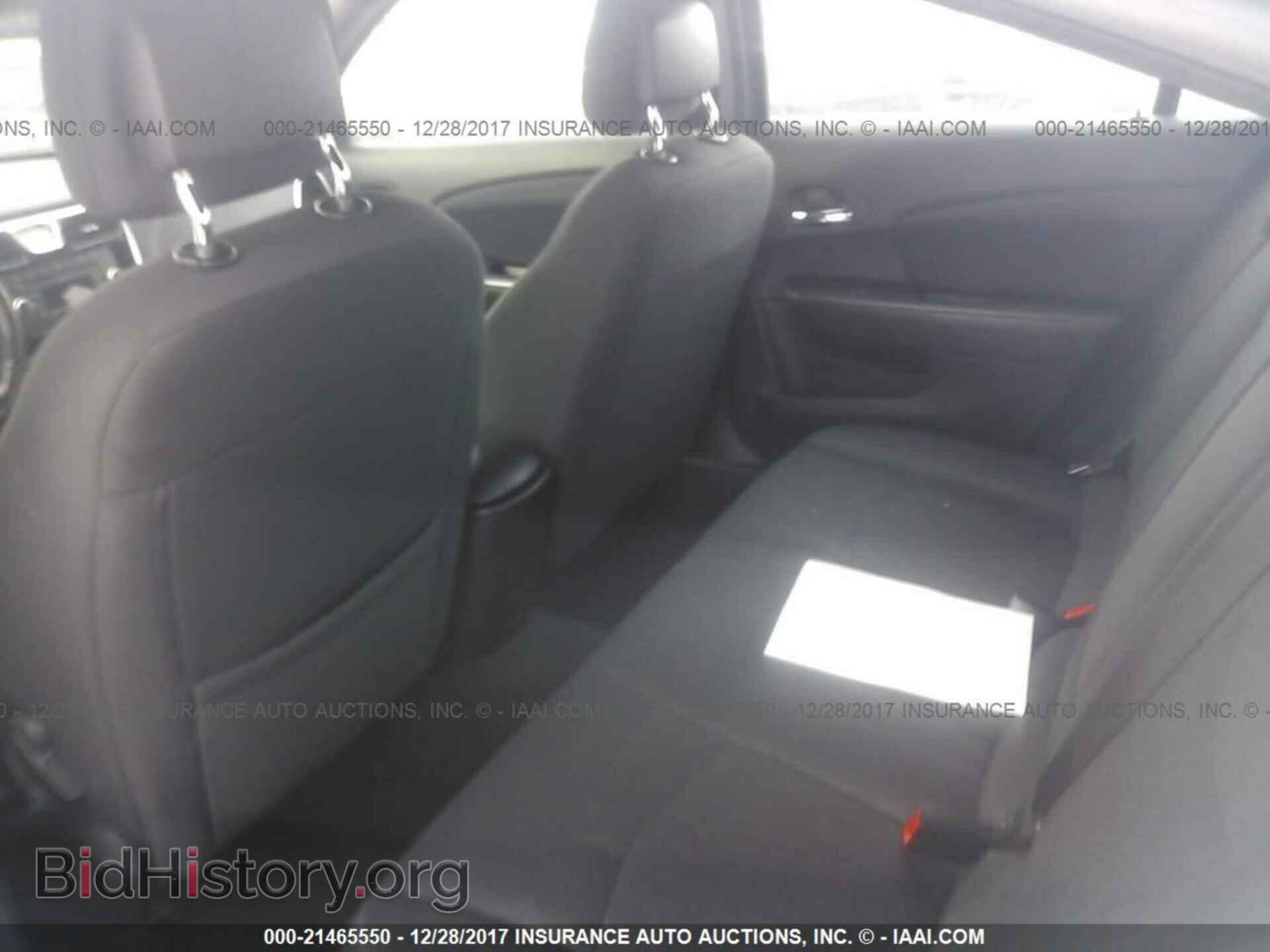 2011 Chrysler 200 - VIN: 1C3BC1FB8BN625576 - Photo 8