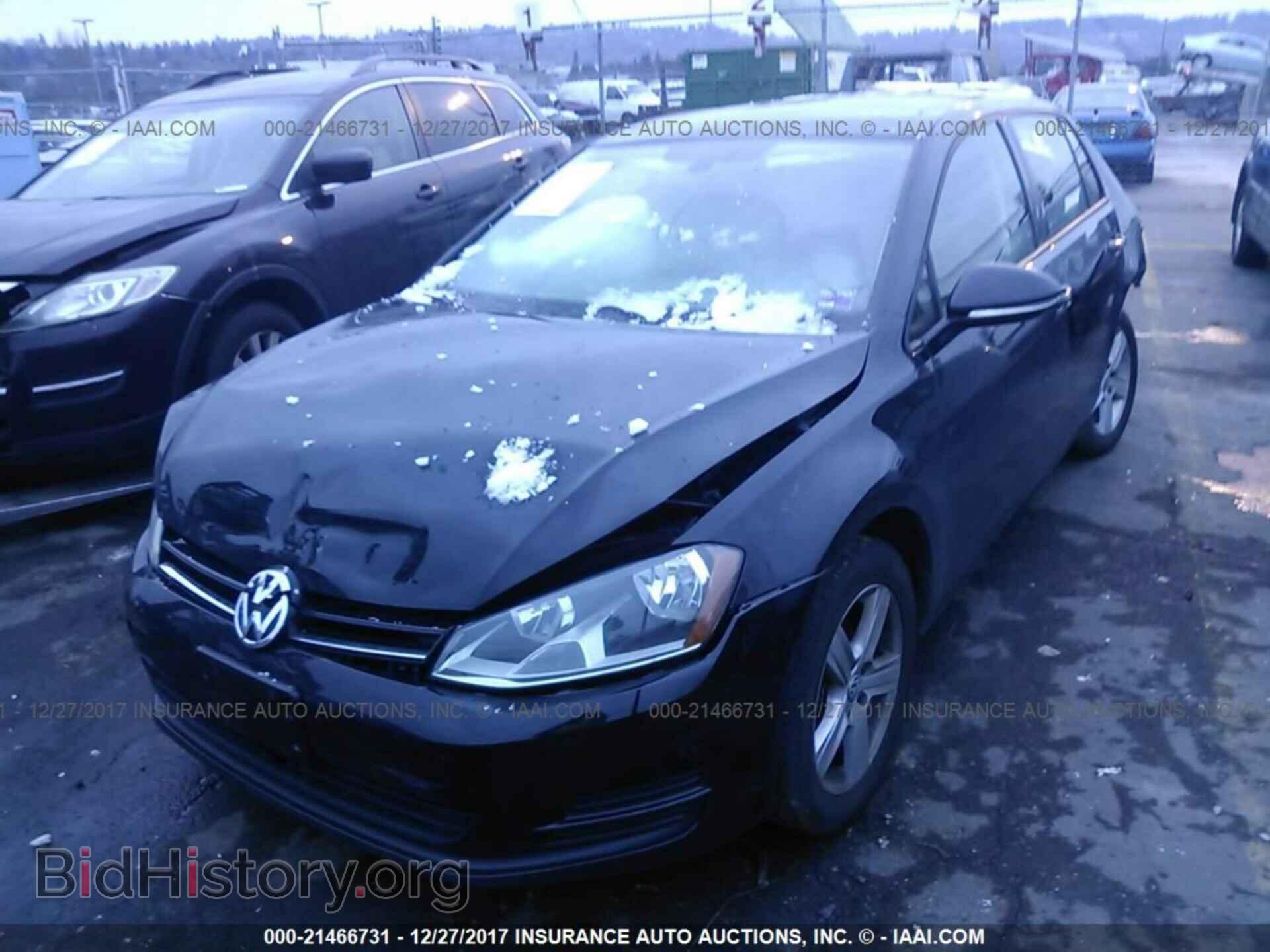 2017 Volkswagen Golf - VIN: 3VW217AUXHM057425 - Фото 2