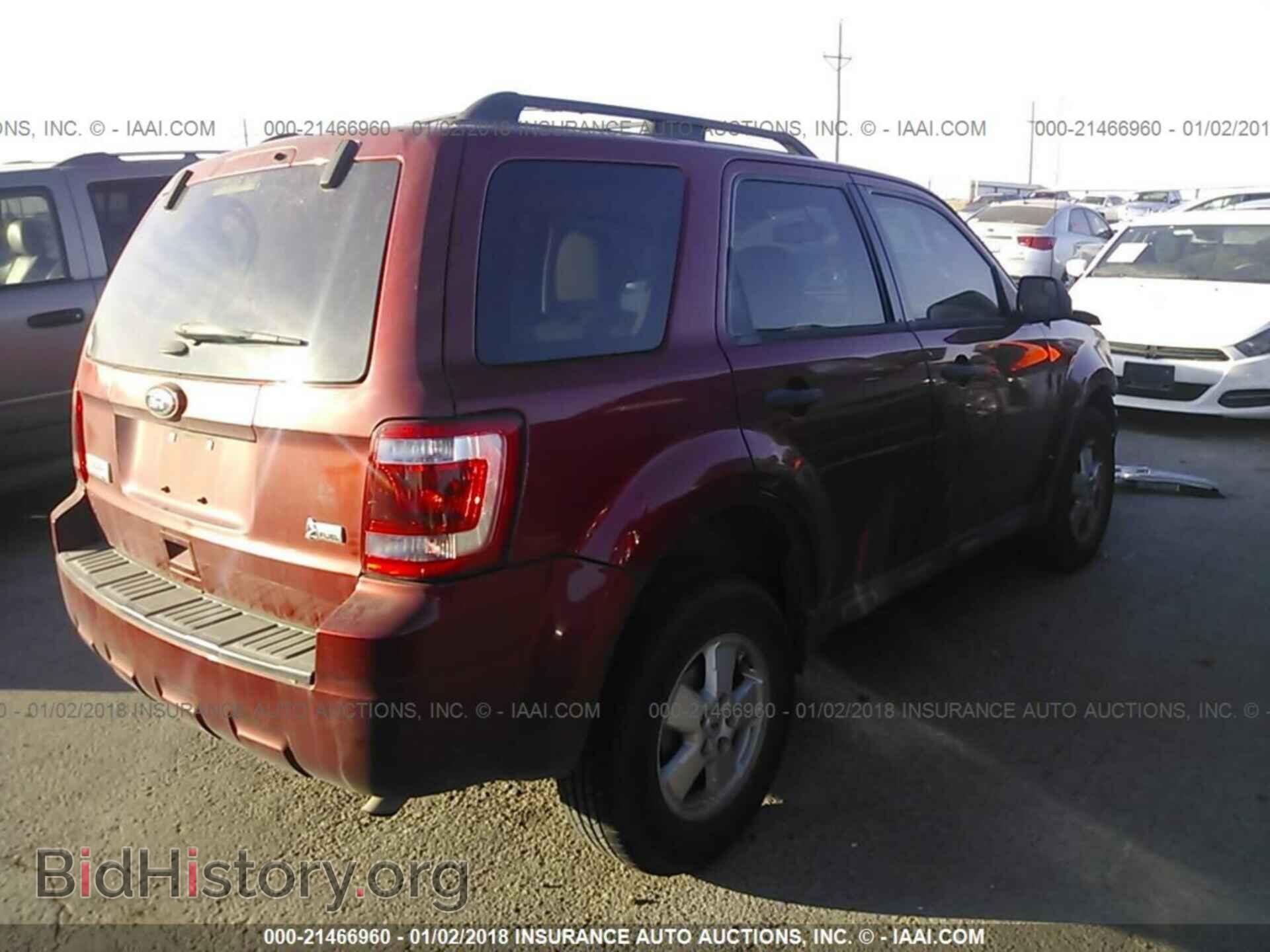 2012 Ford Escape - VIN: 1FMCU0DGXCKB41381 - Photo 4