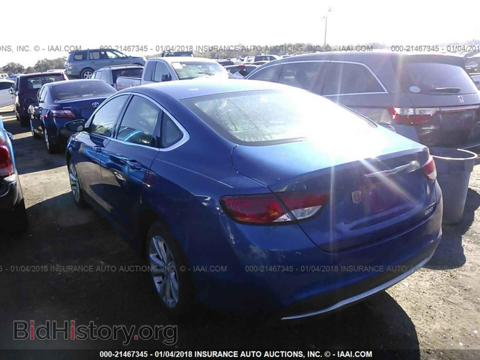 2015 Chrysler 200 - VIN: 1C3CCCAB5FN564393 - Photo 3