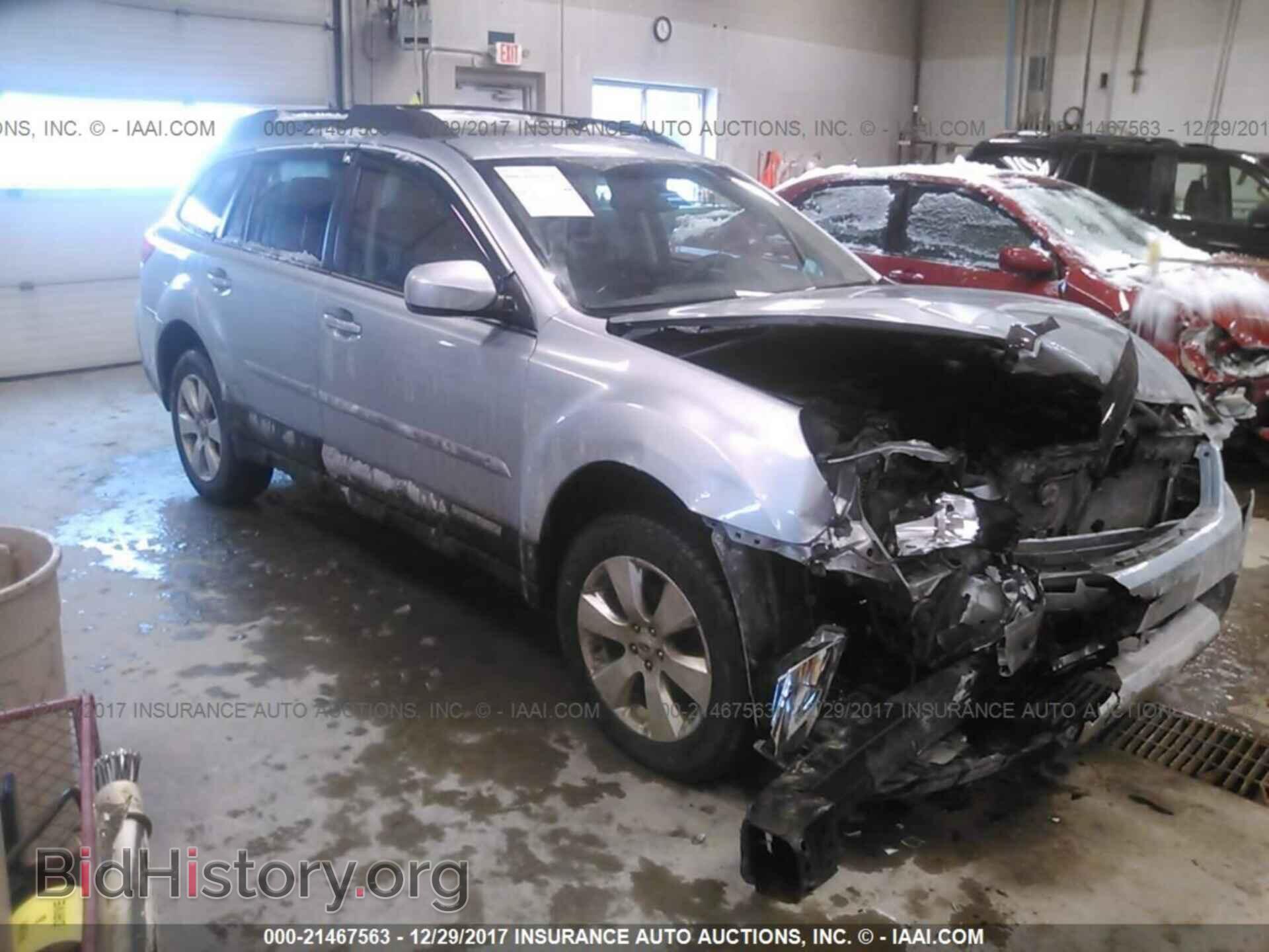 Фотография 4S4BRBKC5C3259339 - Subaru Outback 2012