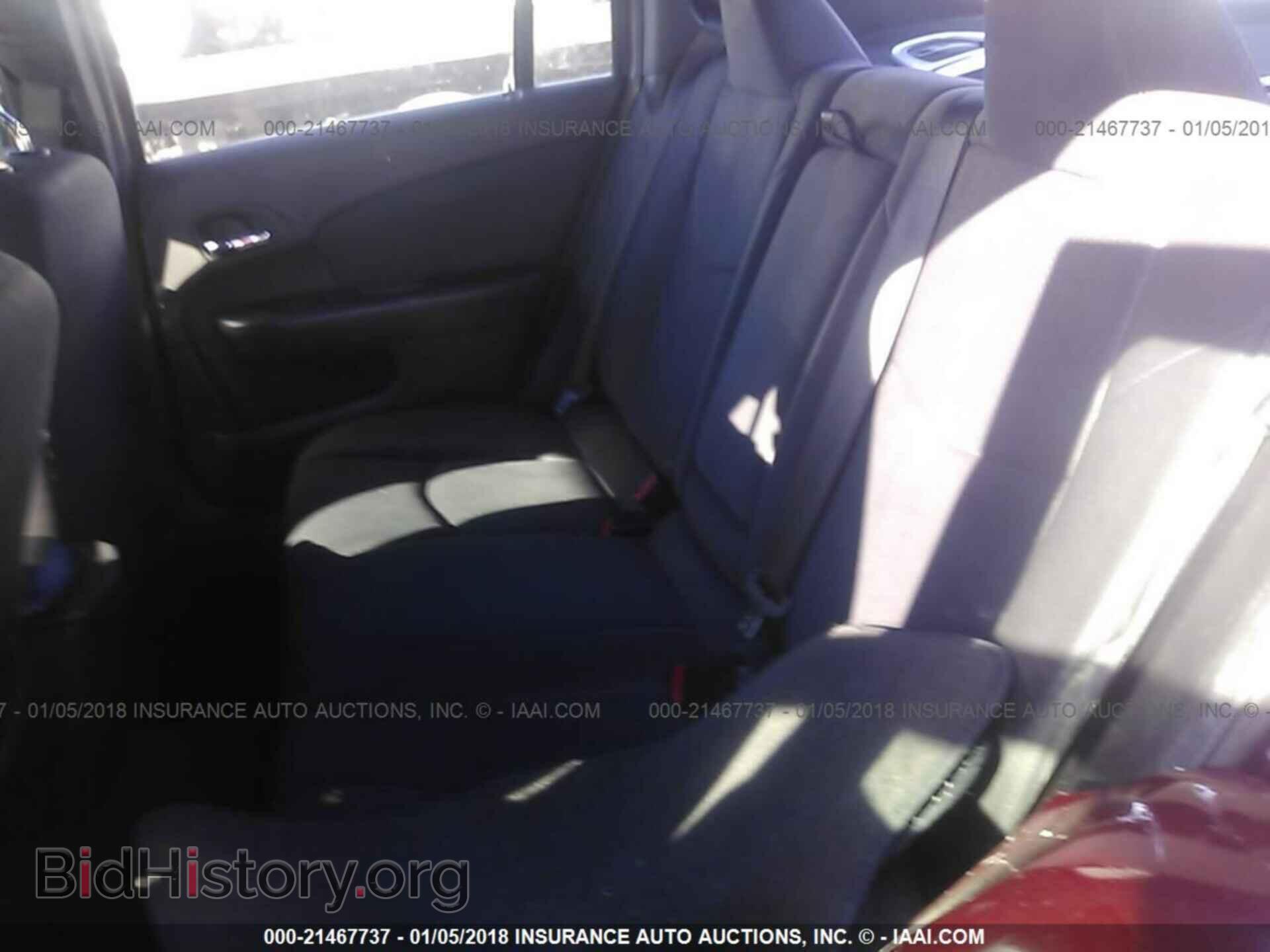 2013 Chrysler 200 - VIN: 1C3CCBBB8DN760950 - Photo 8