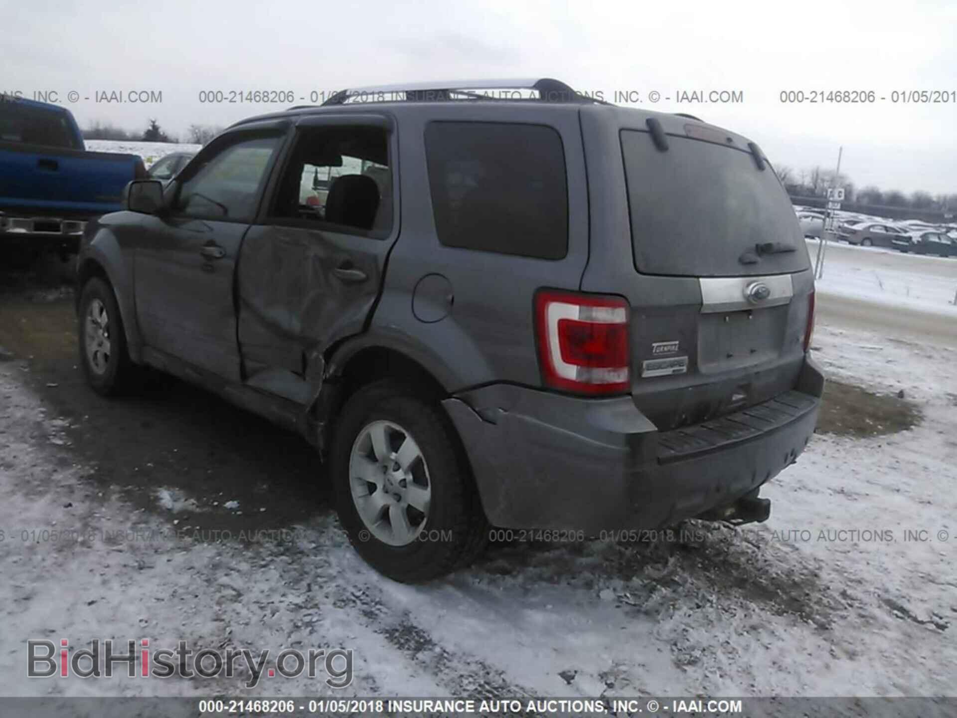 2012 Ford Escape - VIN: 1FMCU0EG3CKB51538 - Photo 3