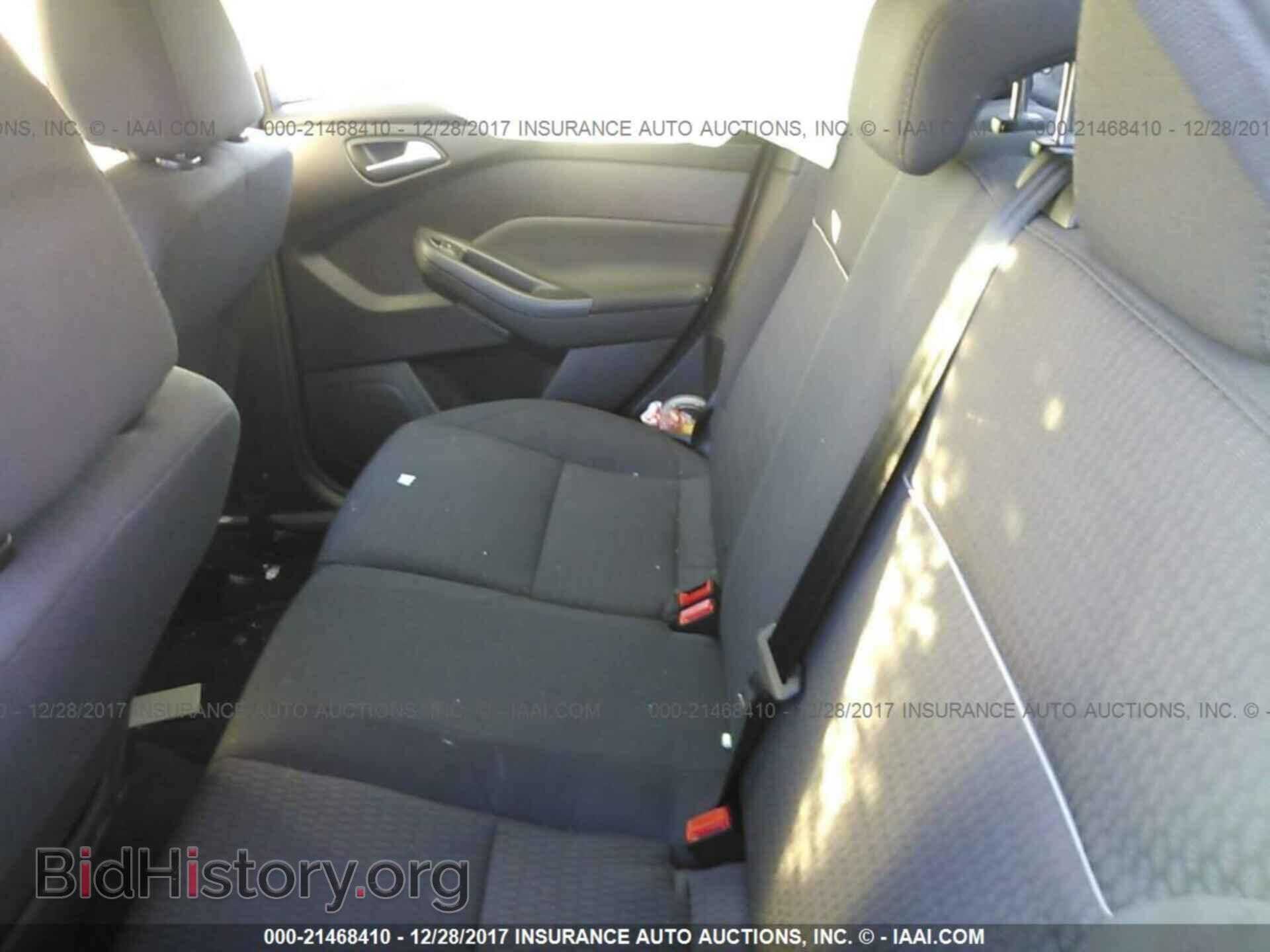 2012 Ford Focus - VIN: 1FAHP3H24CL417099 - Photo 8