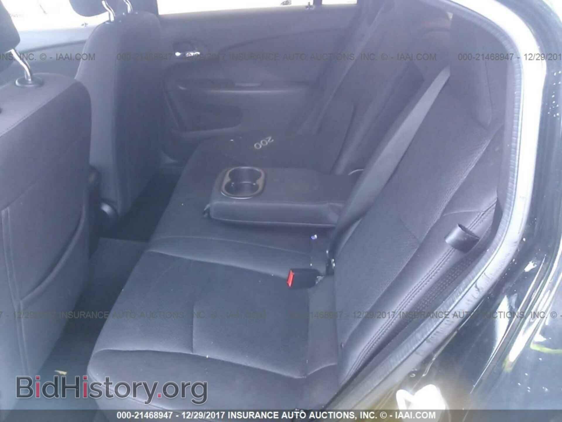 2013 Chrysler 200 - VIN: 1C3CCBAB6DN640341 - Photo 8
