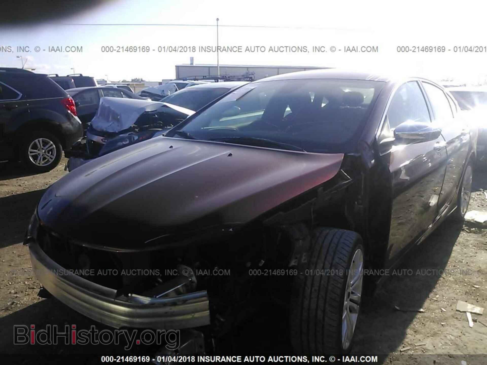 2015 Chrysler 200 - VIN: 1C3CCCAB3FN559659 - Фото 2