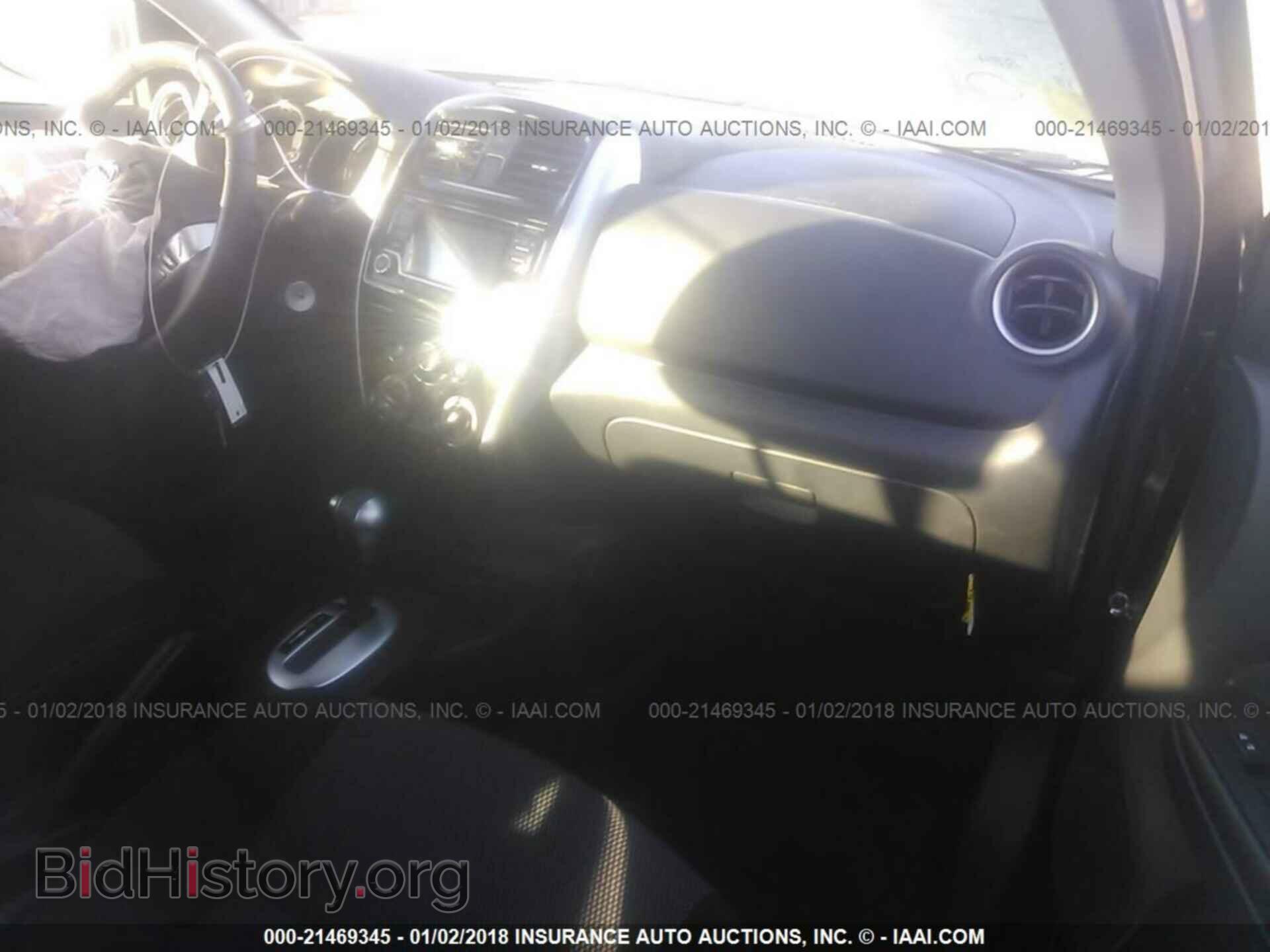 2017 Nissan Versa - VIN: 3N1CN7AP1HL866018 - Photo 5