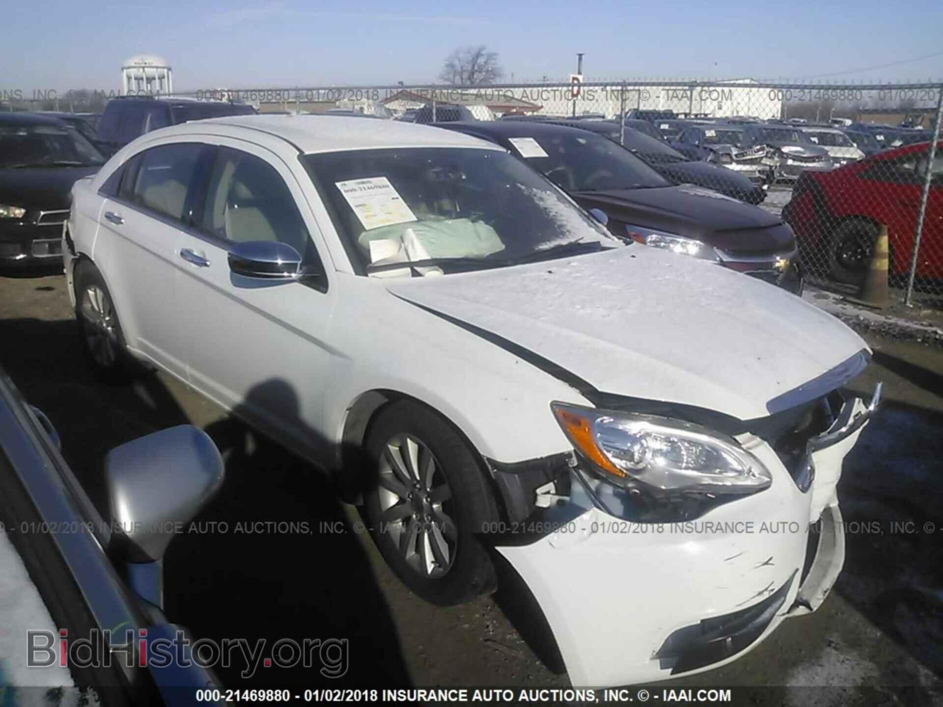 Photo 1C3CCBCG2DN718929 - Chrysler 200 2013