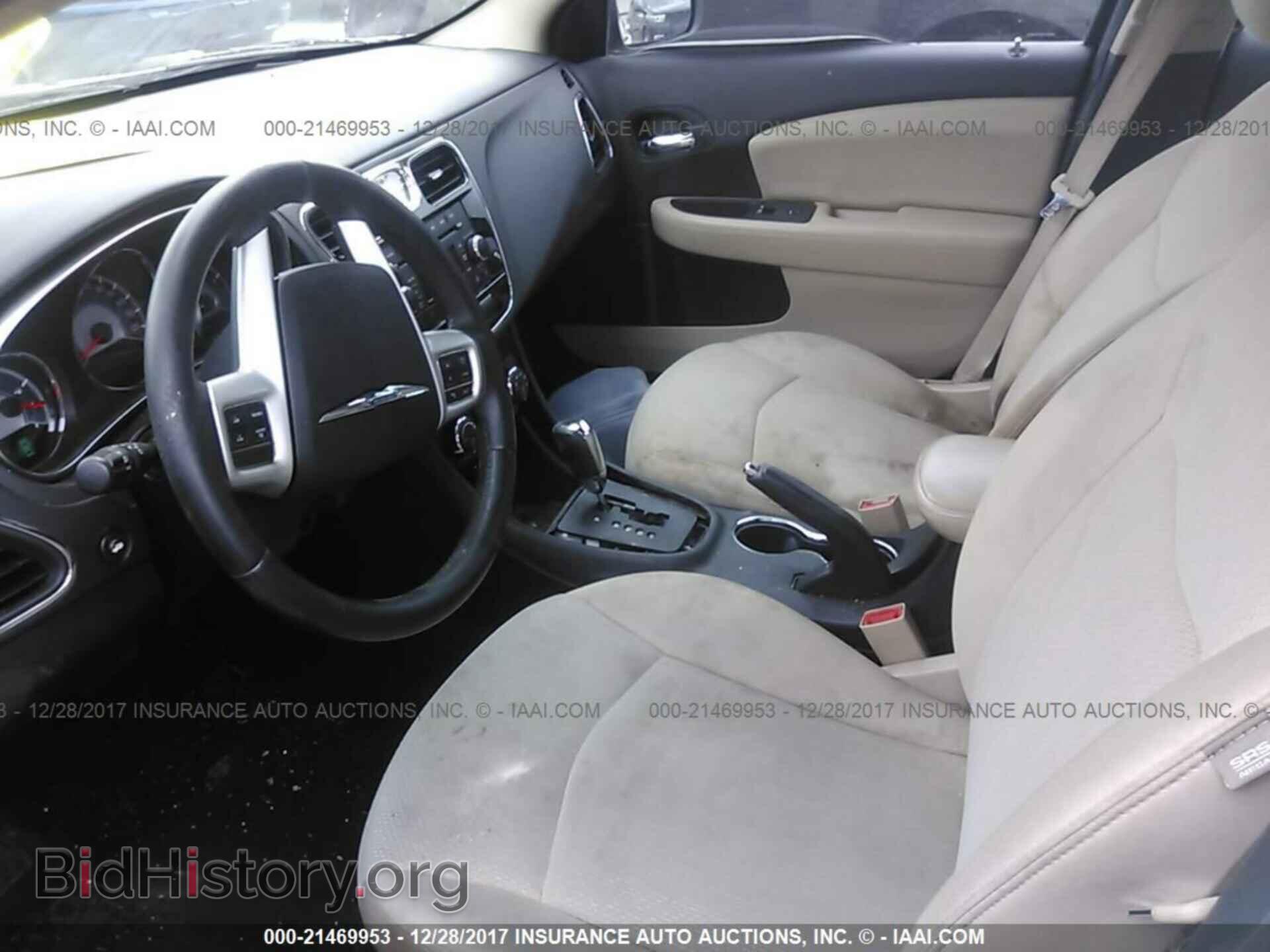 2013 Chrysler 200 - VIN: 1C3CCBBB2DN699272 - Фото 5
