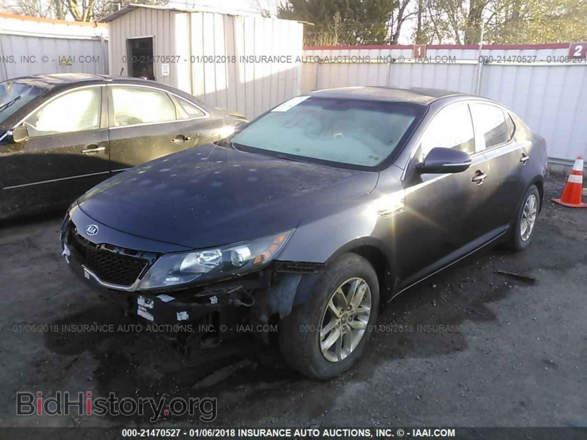 2011 Kia Optima - VIN: KNAGM4A78B5057460 - Фото 2