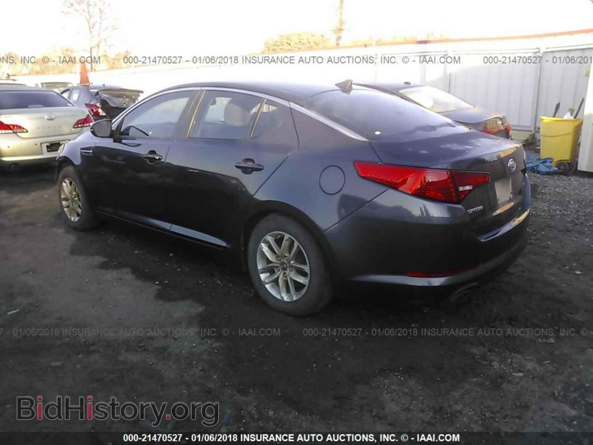 2011 Kia Optima - VIN: KNAGM4A78B5057460 - Фото 3