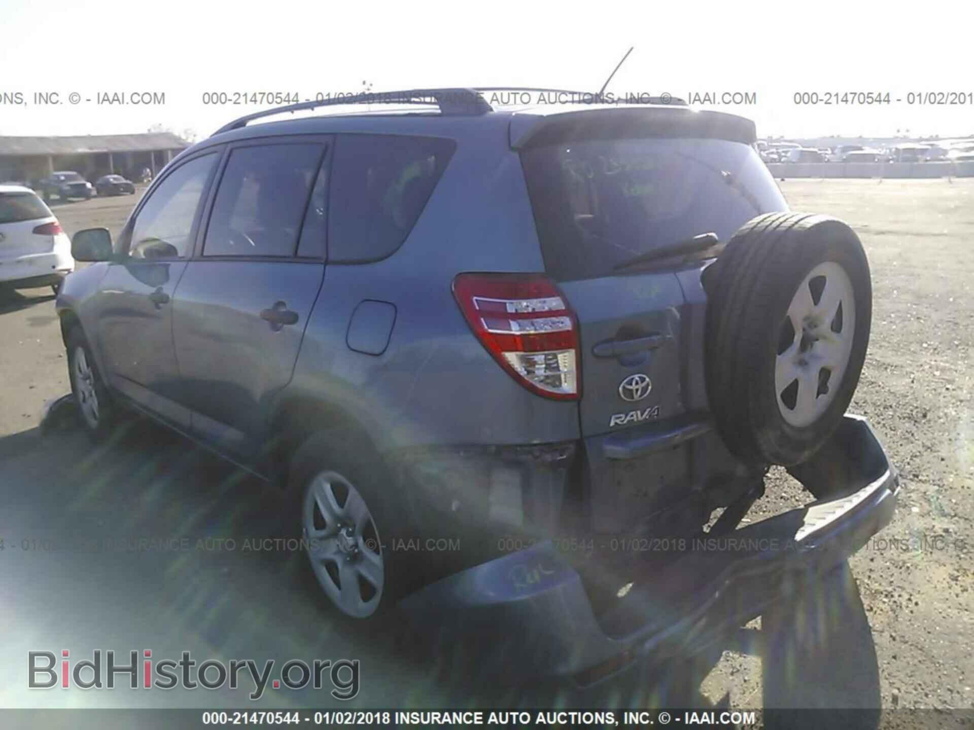 2012 Toyota Rav4 - VIN: 2T3BF4DV7CW204587 - Photo 3
