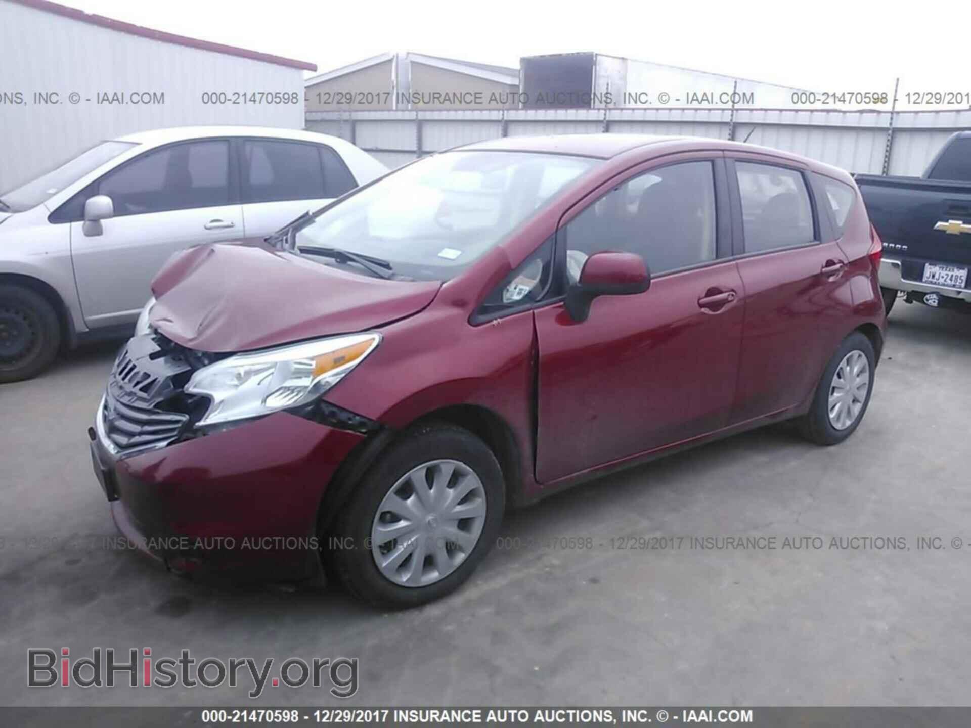 2014 Nissan Versa note - VIN: 3N1CE2CP3EL353087 - Фото 2