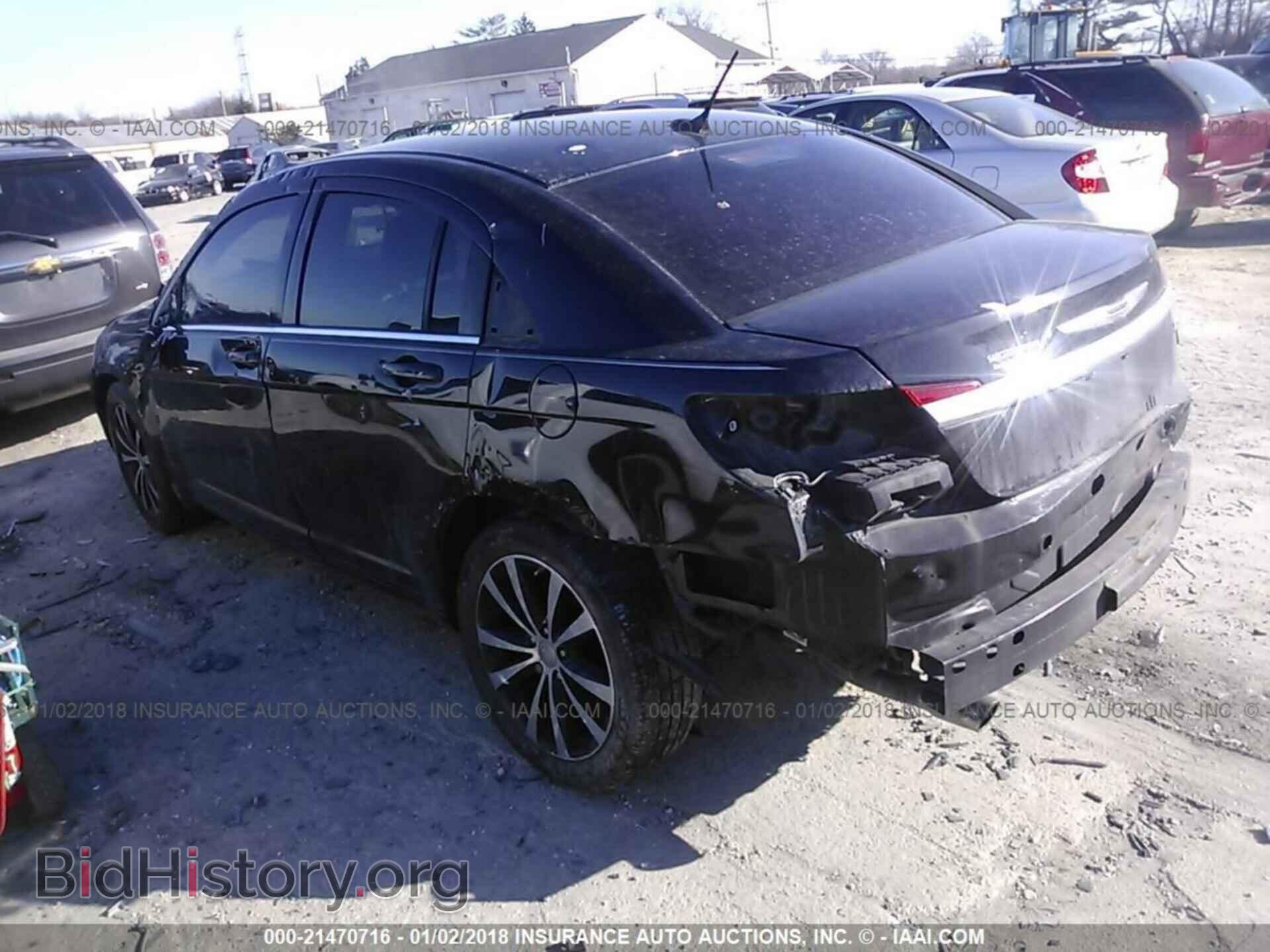 2012 Chrysler 200 - VIN: 1C3CCBBG2CN257621 - Photo 3
