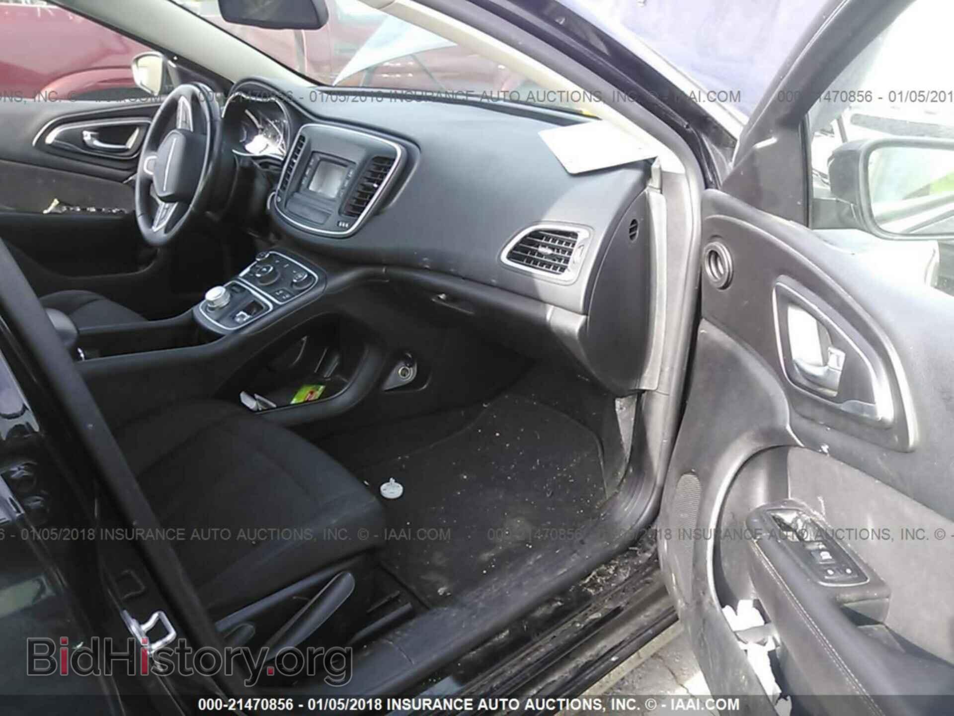 2015 Chrysler 200 - VIN: 1C3CCCAB1FN607451 - Photo 5