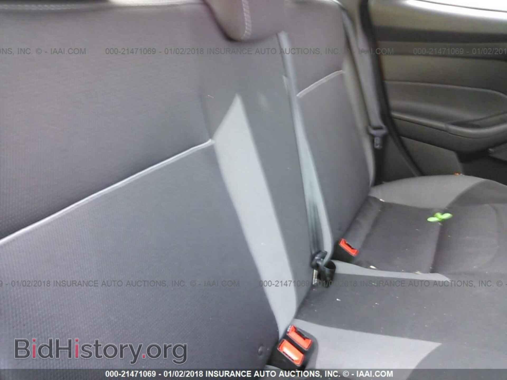 2012 Ford Focus - VIN: 1FAHP3F29CL449484 - Photo 8