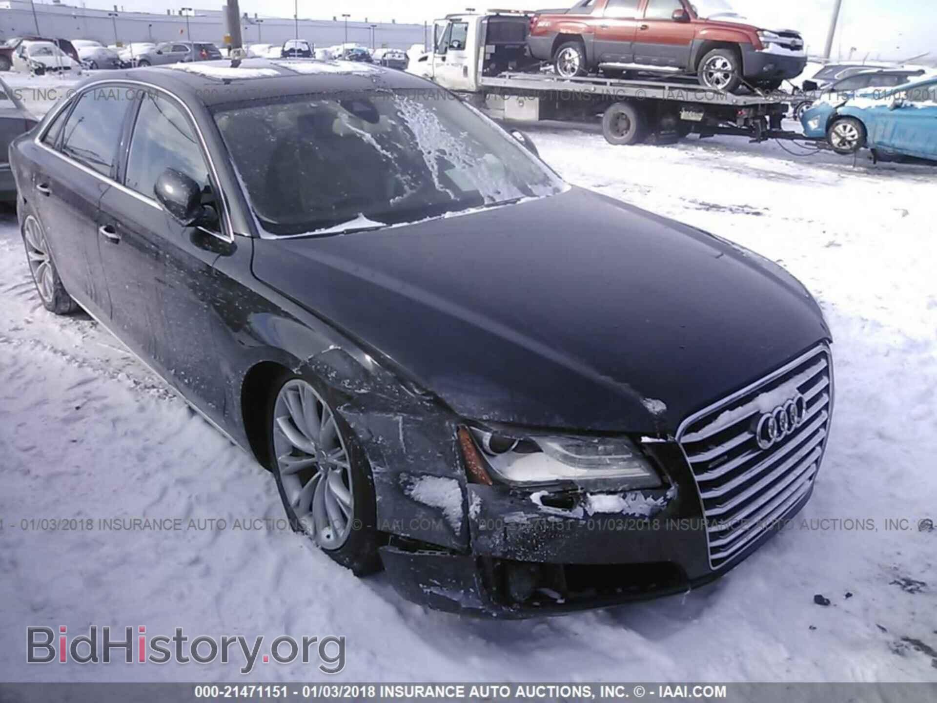 2011 Audi A8 - VIN: WAURVAFD9BN005564 - Photo 6