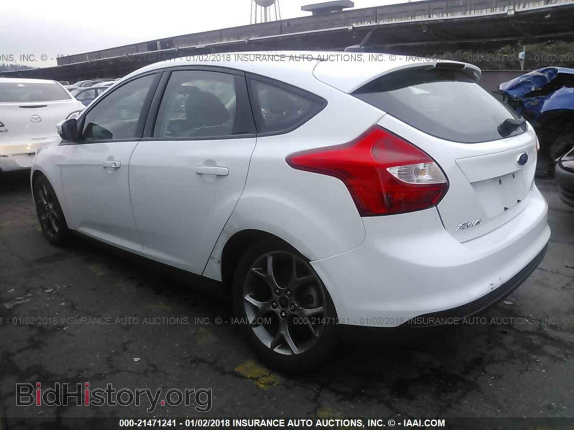 2014 Ford Focus - VIN: 1FADP3K22EL325466 - Photo 3