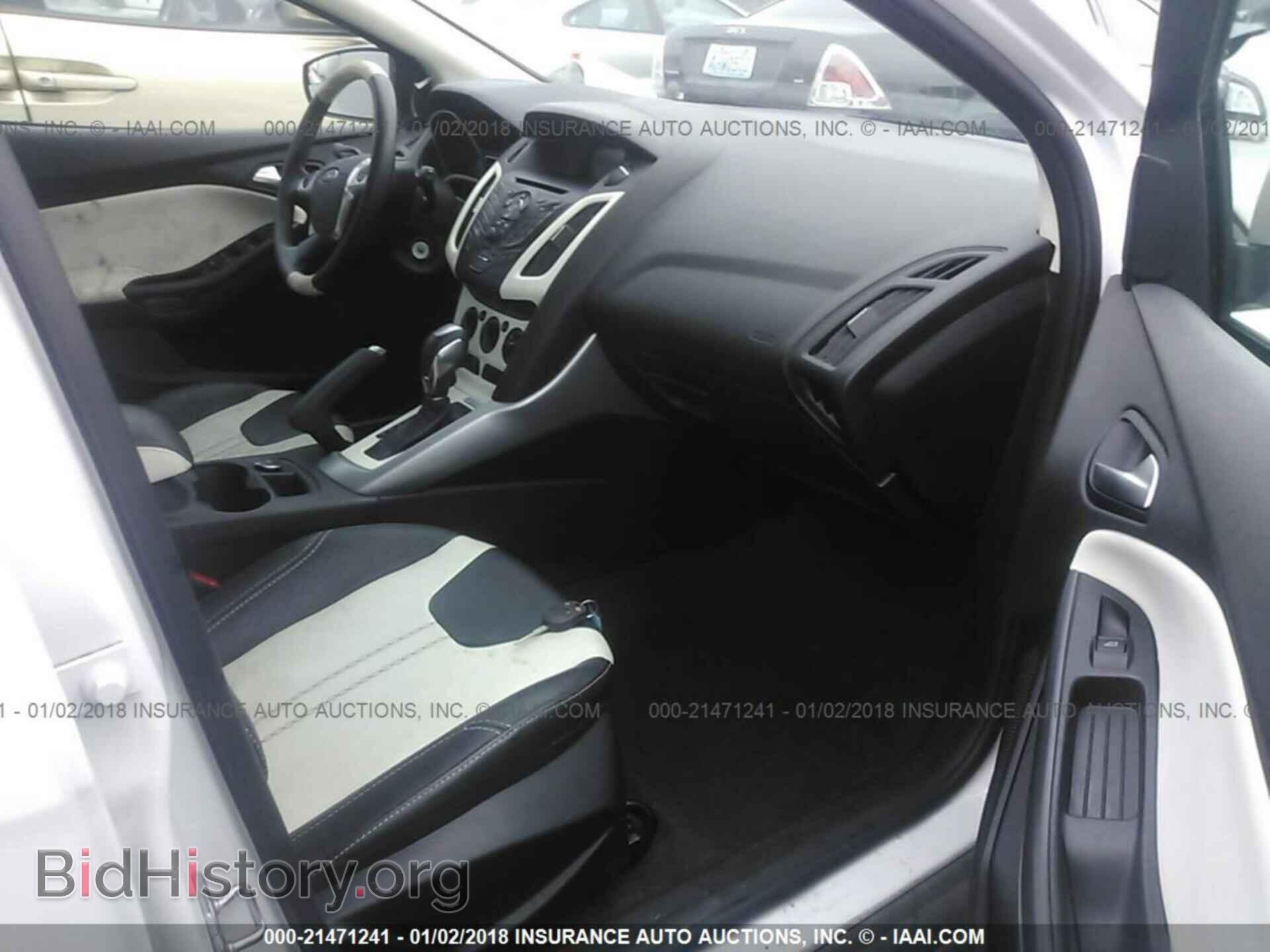 2014 Ford Focus - VIN: 1FADP3K22EL325466 - Photo 5