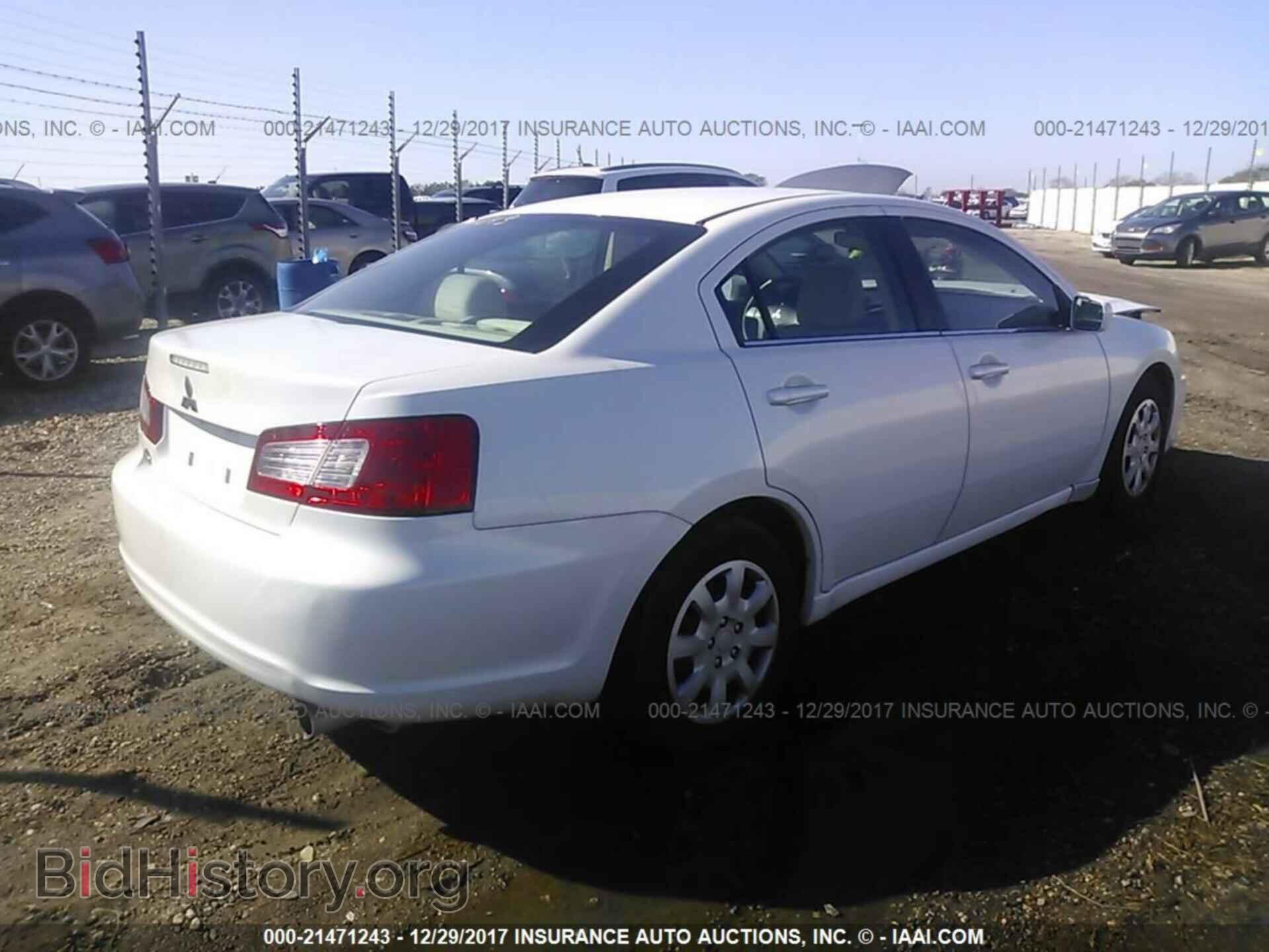 2011 Mitsubishi Galant - VIN: 4A32B3FF6BE016674 - Фото 4