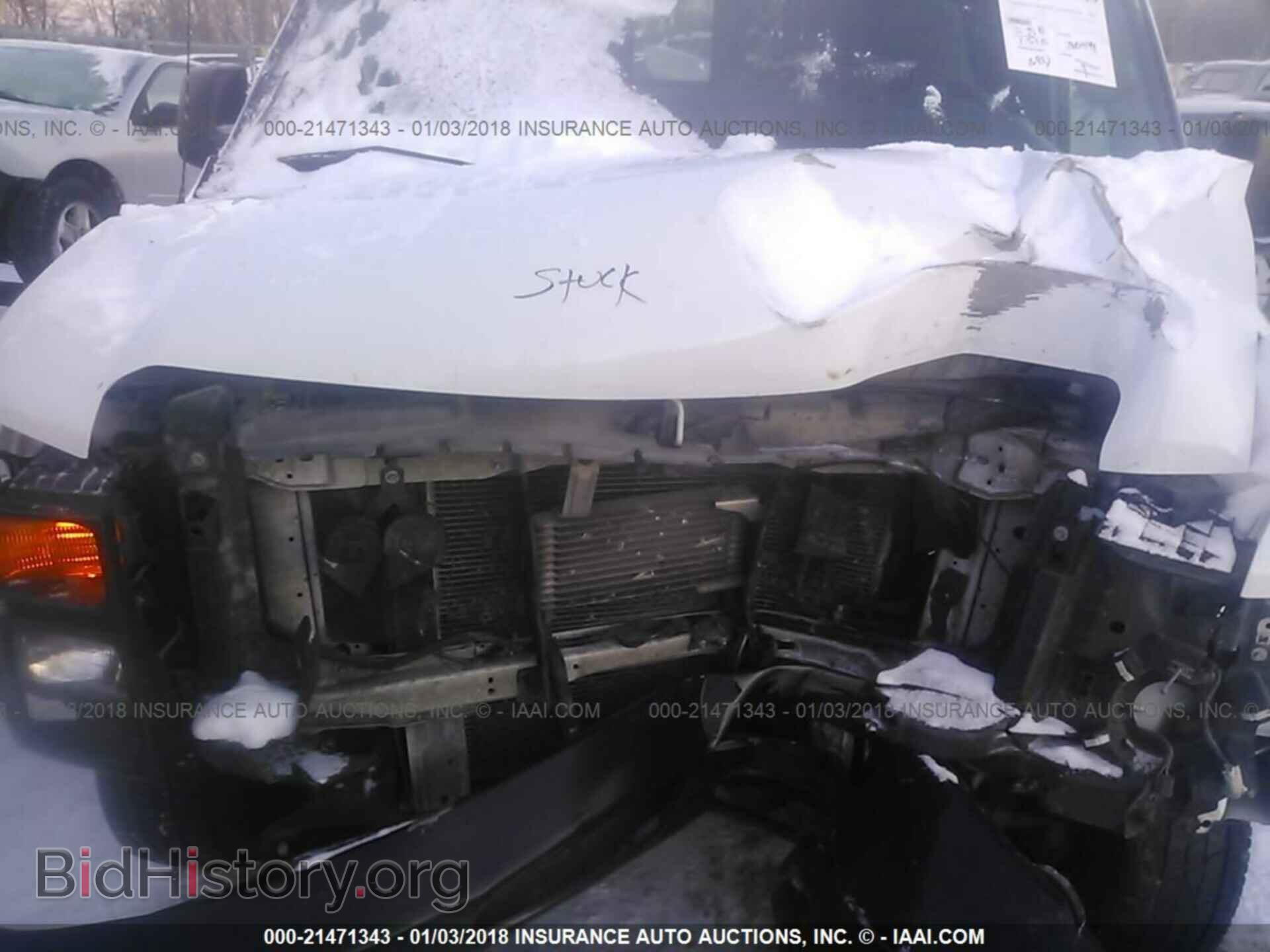 2011 Ford Econoline - VIN: 1FTNE2EL0BDA66422 - Photo 10