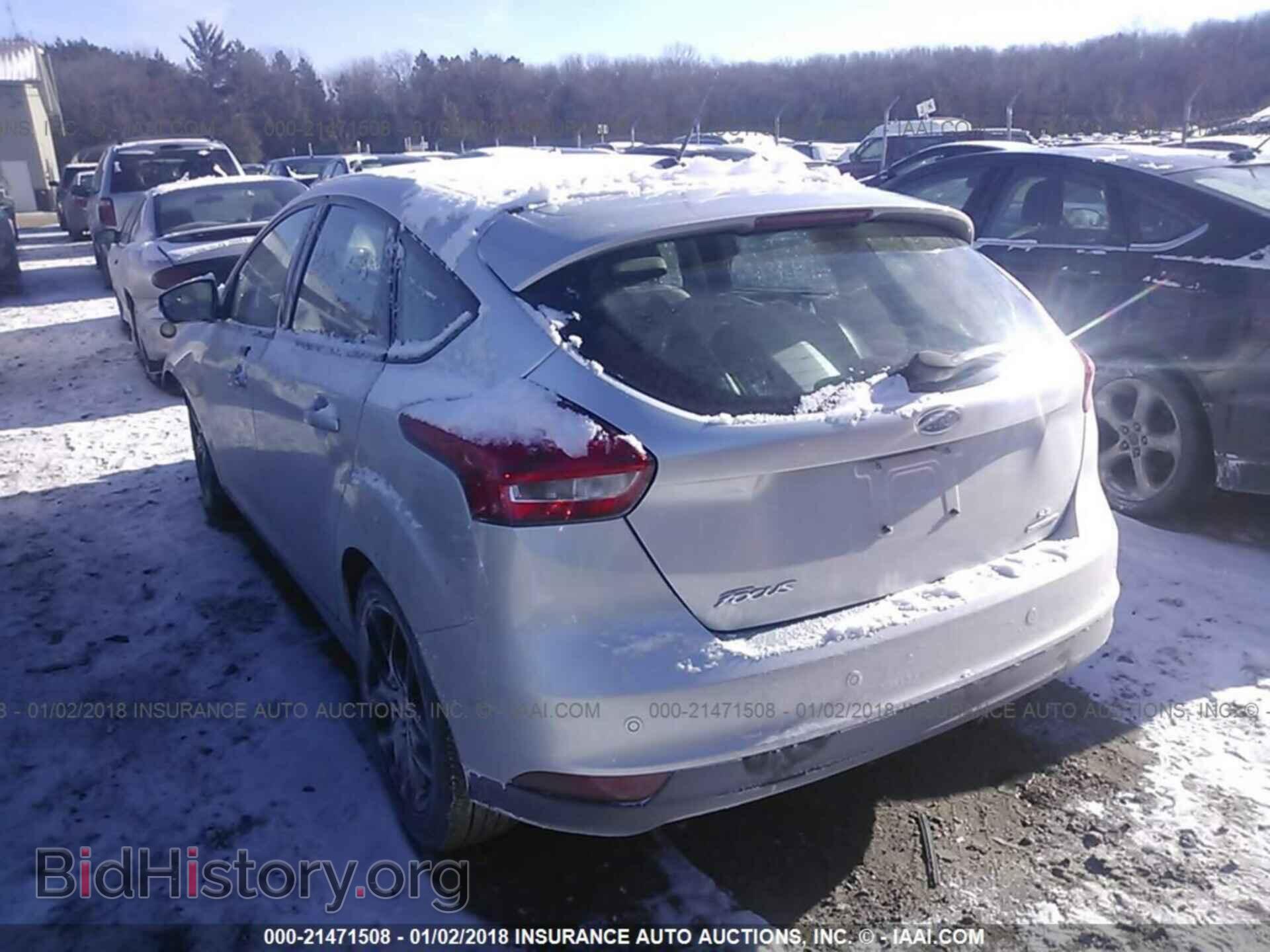 2016 Ford Focus - VIN: 1FADP3K29GL235735 - Фото 3