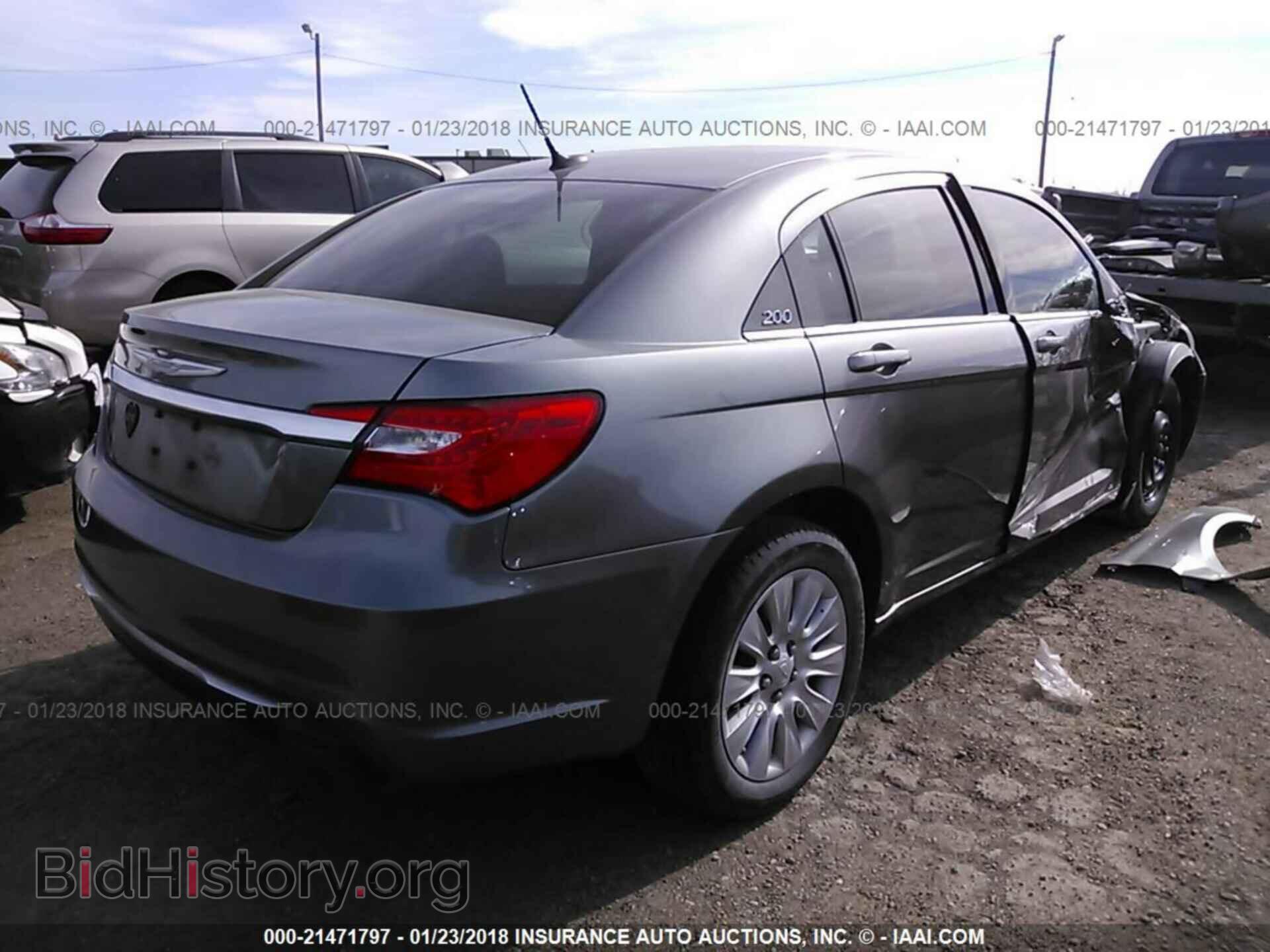 2012 Chrysler 200 - VIN: 1C3CCBAB3CN175533 - Photo 4