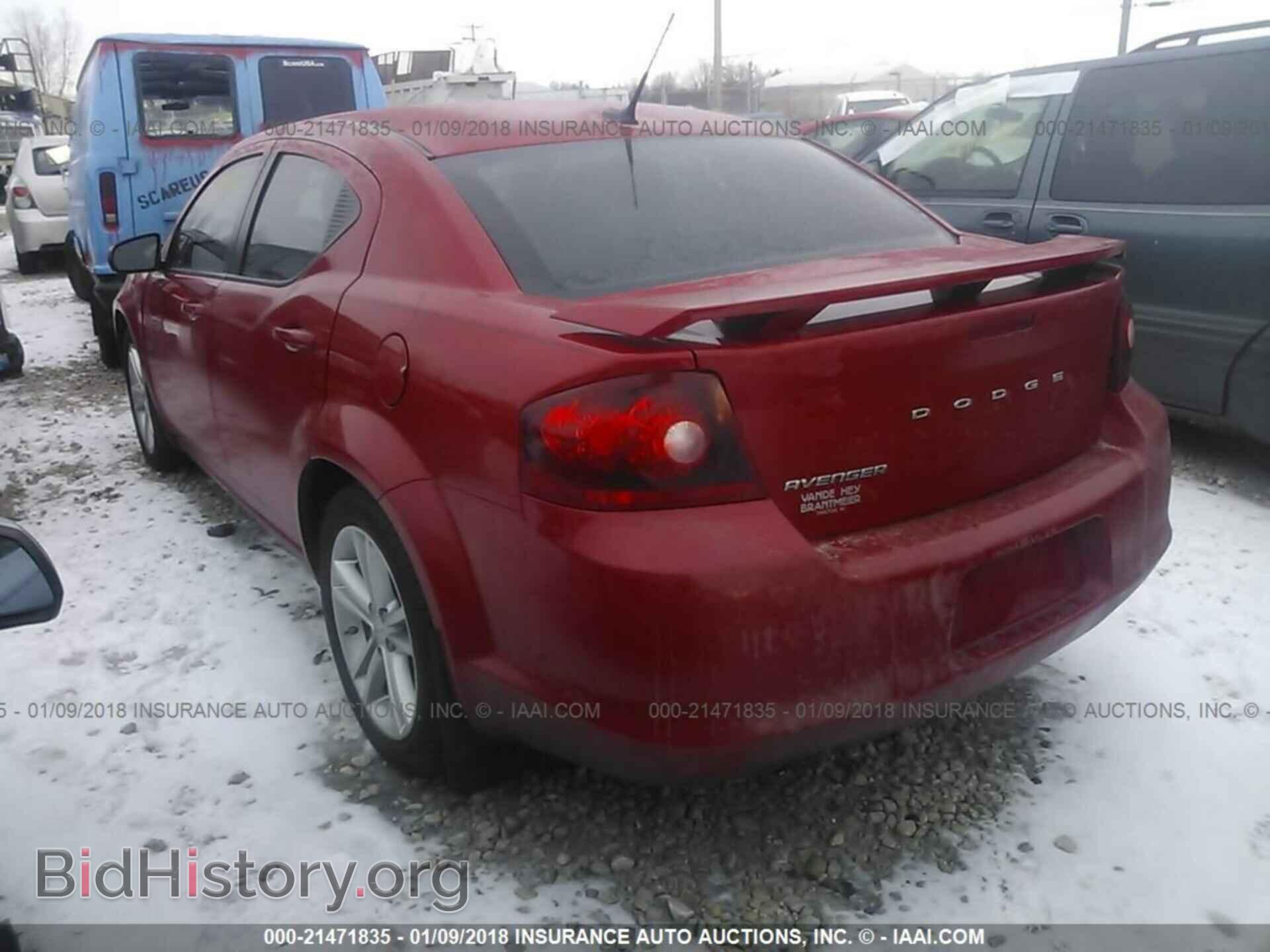 2011 Dodge Avenger - VIN: 1B3BD1FG3BN528484 - Photo 3